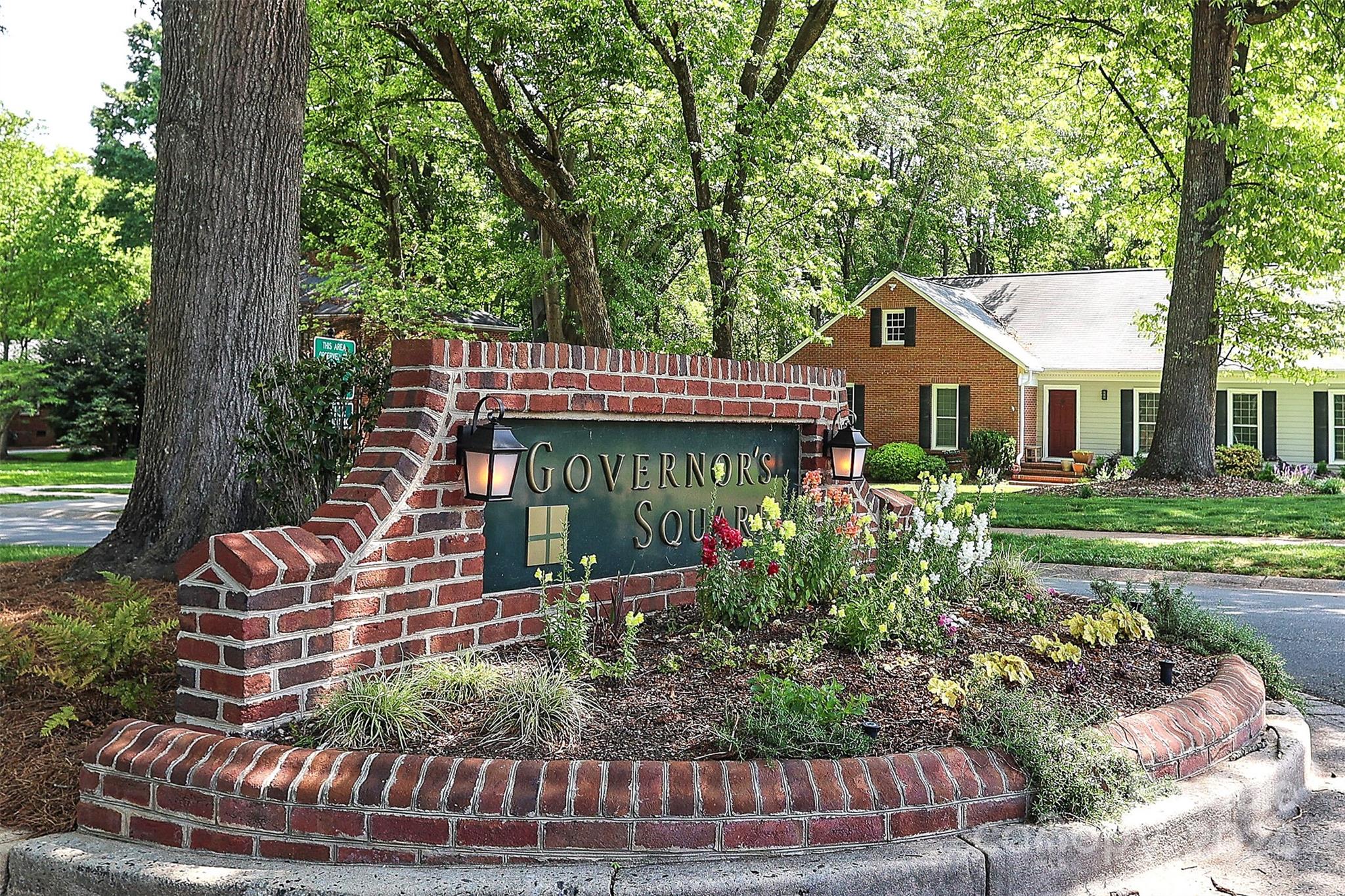 2318 Valencia Terrace