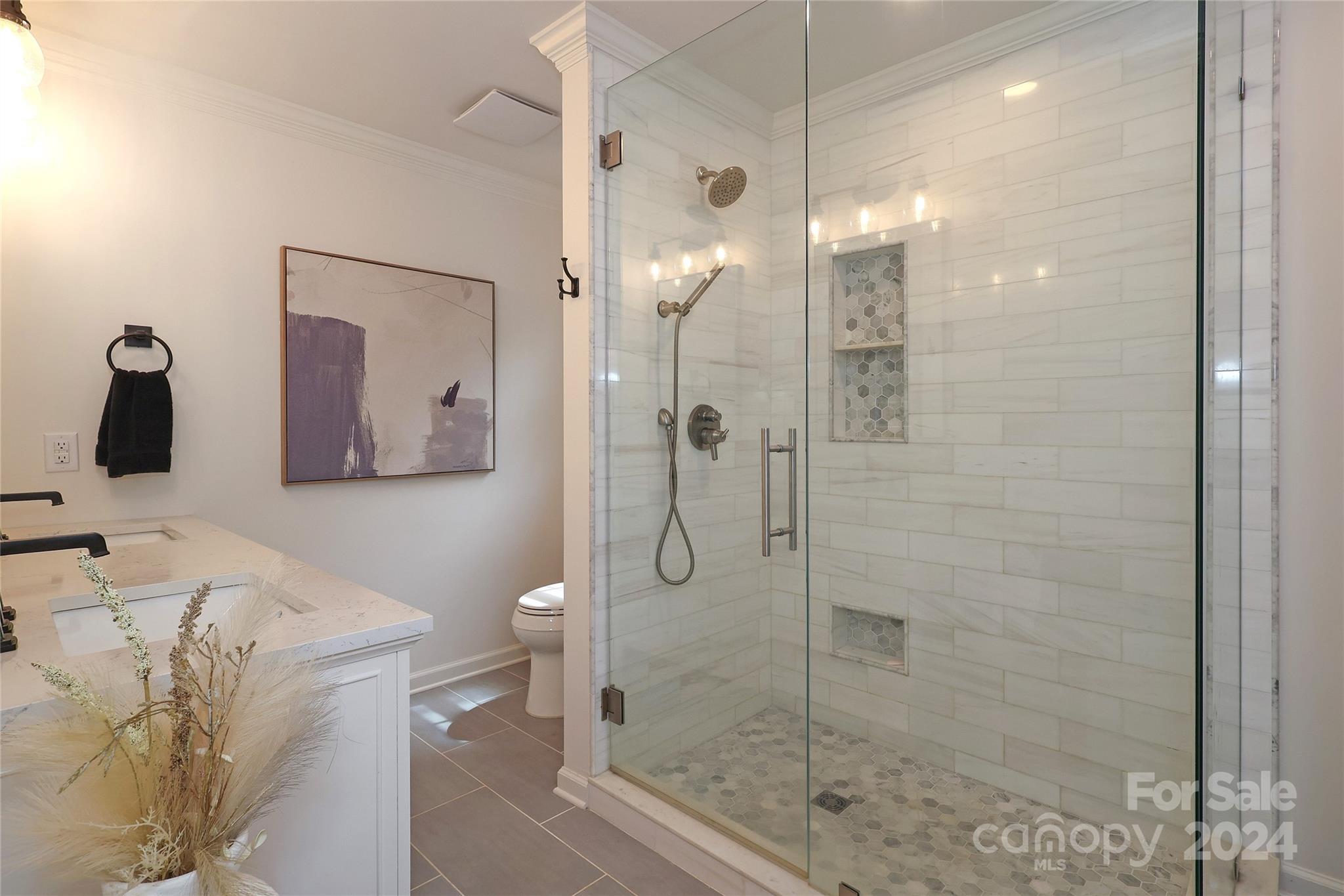 2318 Valencia Terrace