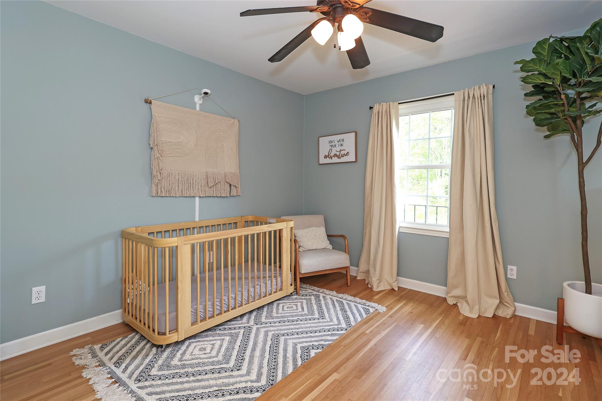 2318 Valencia Terrace