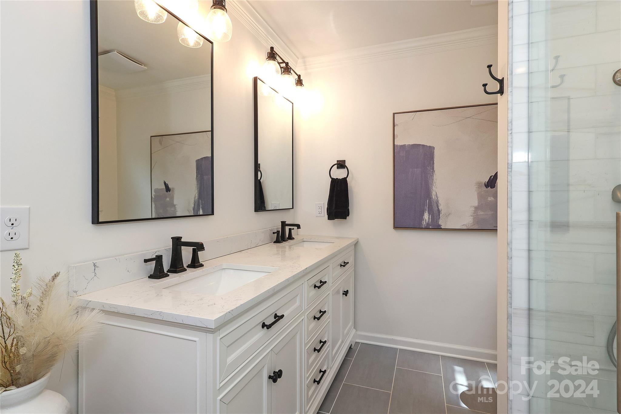 2318 Valencia Terrace