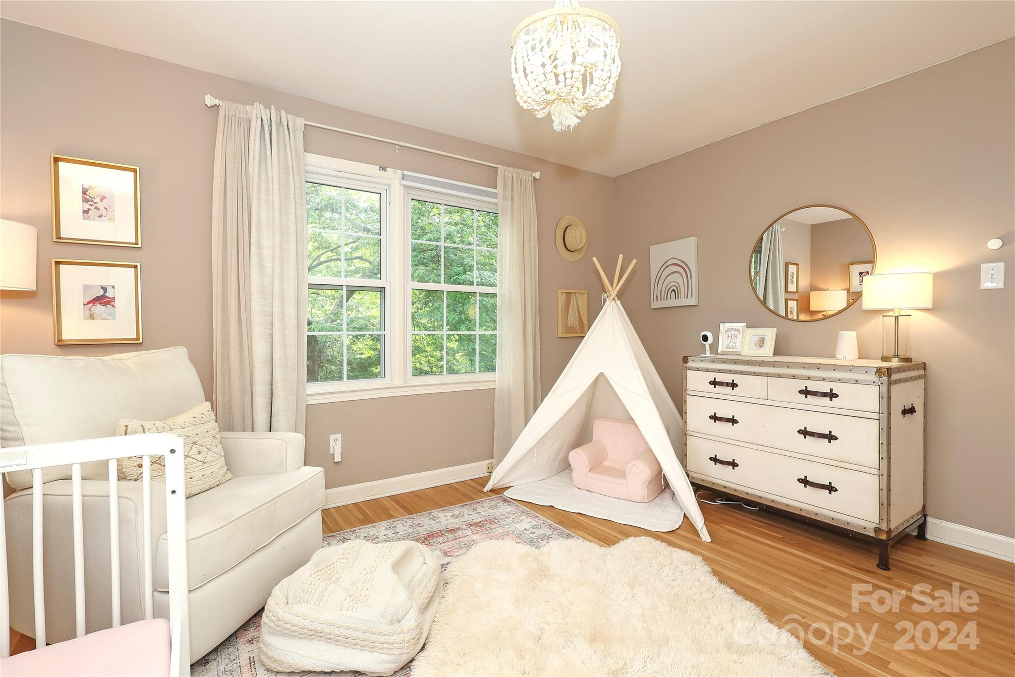 2318 Valencia Terrace