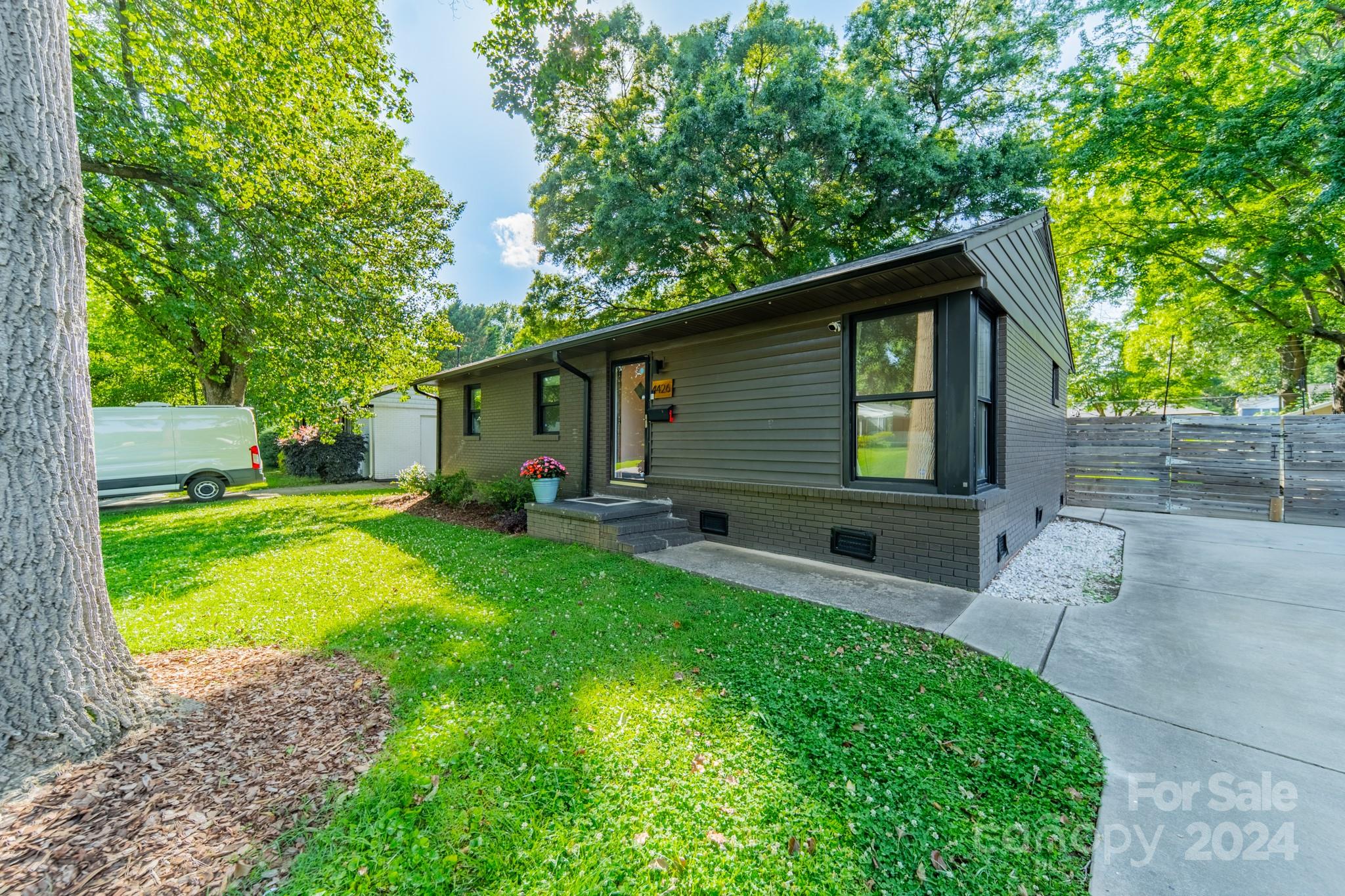 4426 University Drive