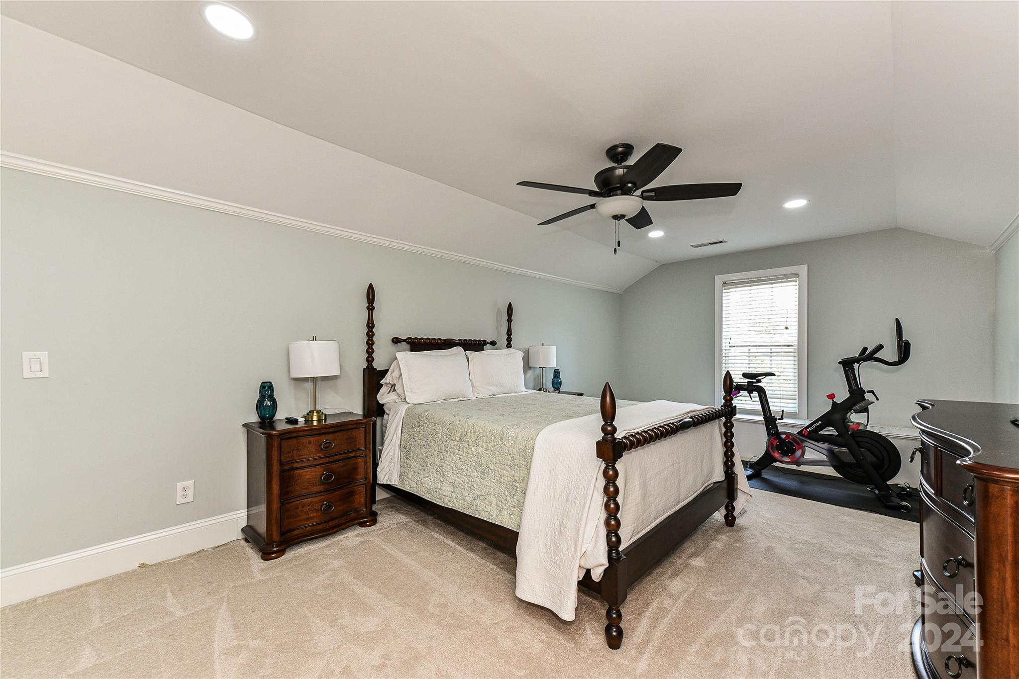 9420 Ginhouse Lane