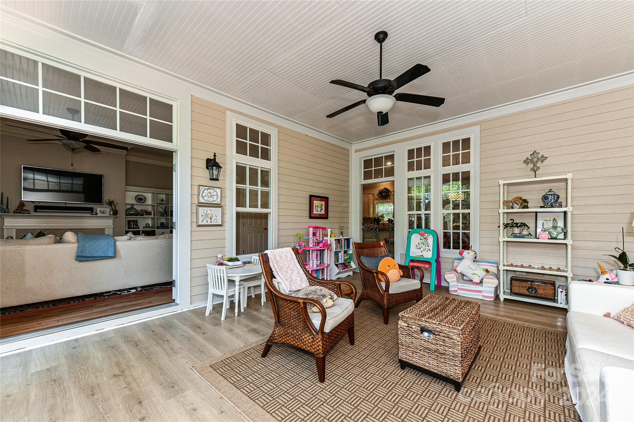 9420 Ginhouse Lane