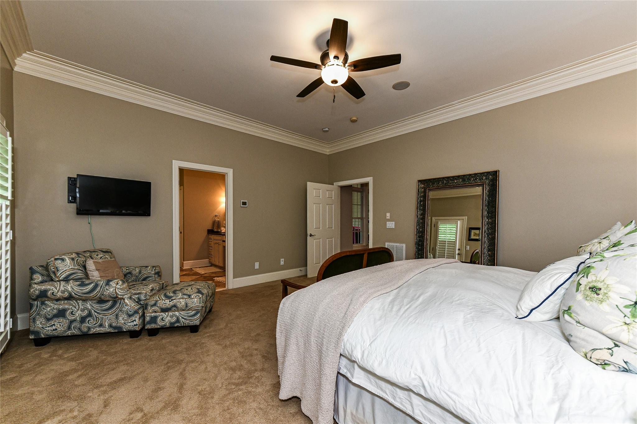 9420 Ginhouse Lane