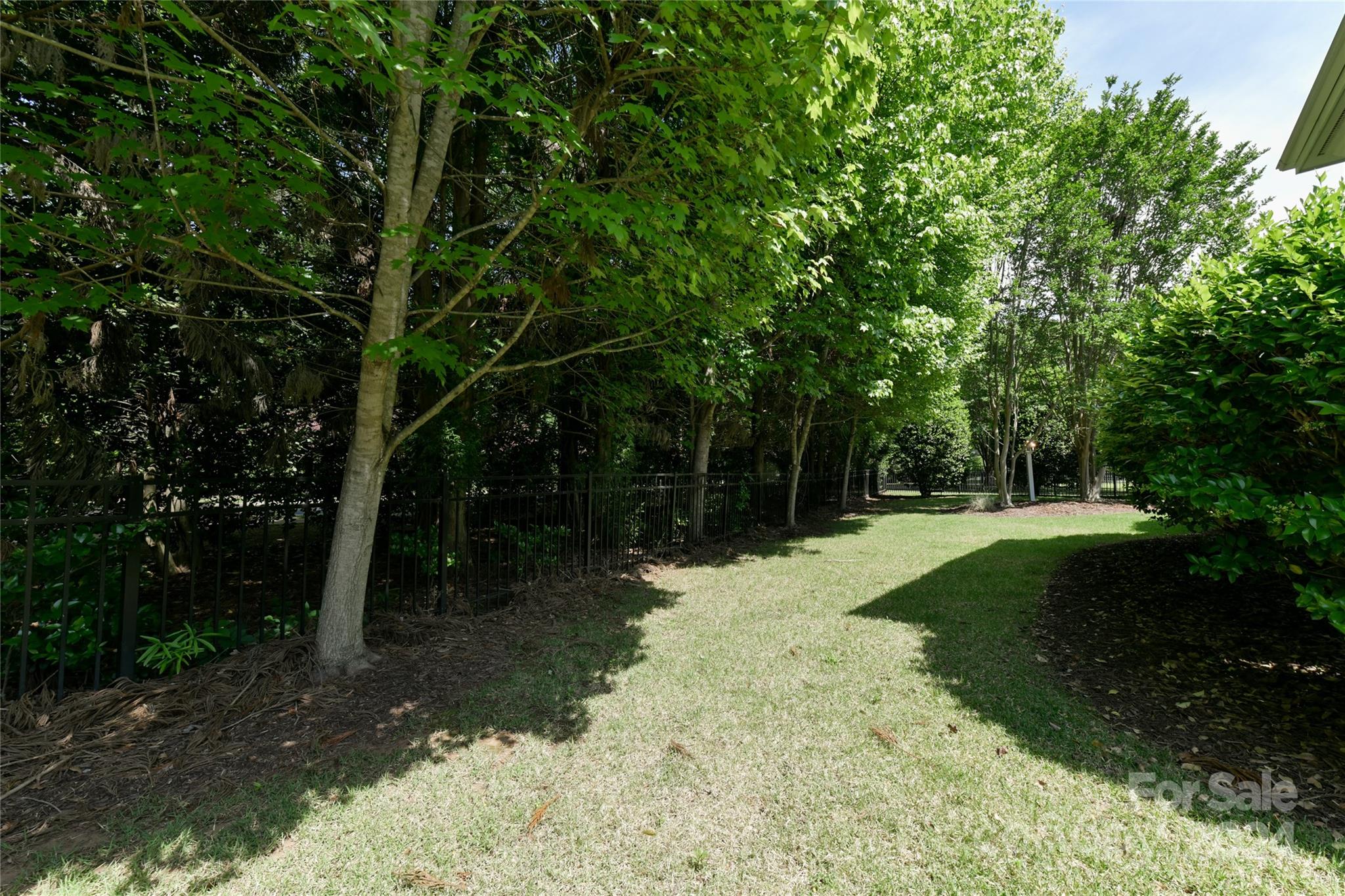 9420 Ginhouse Lane