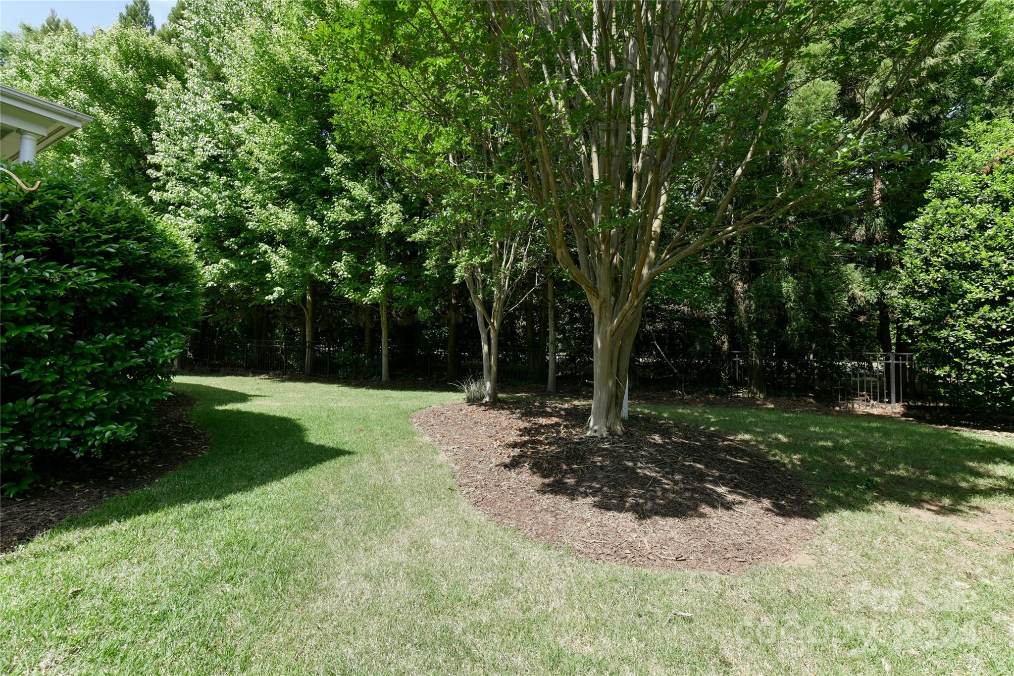 9420 Ginhouse Lane
