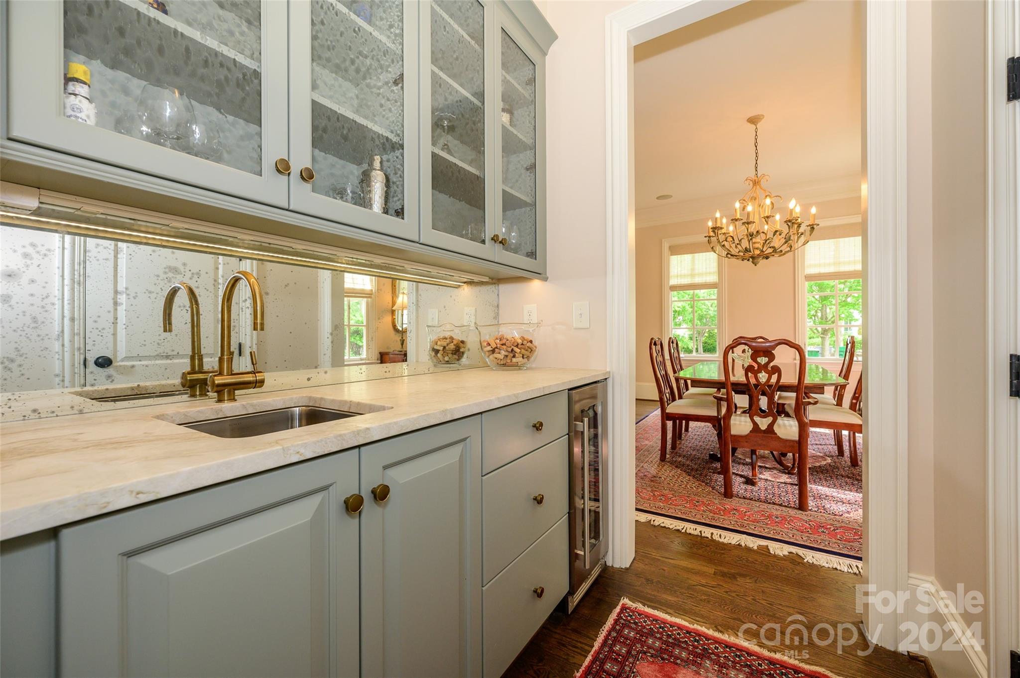 208 Cottage Place
