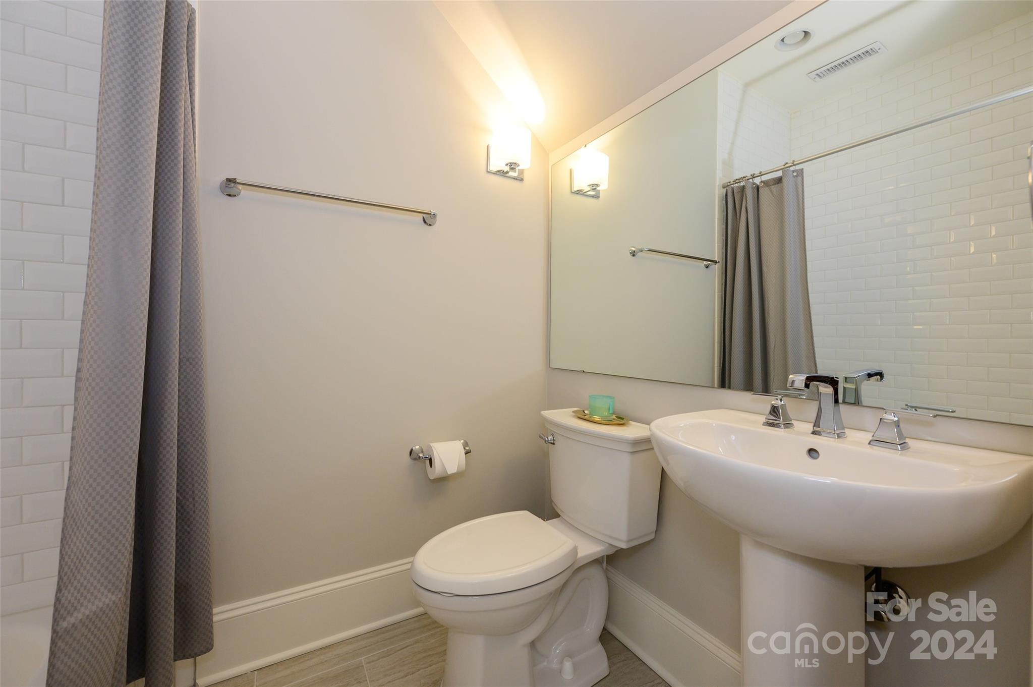 208 Cottage Place