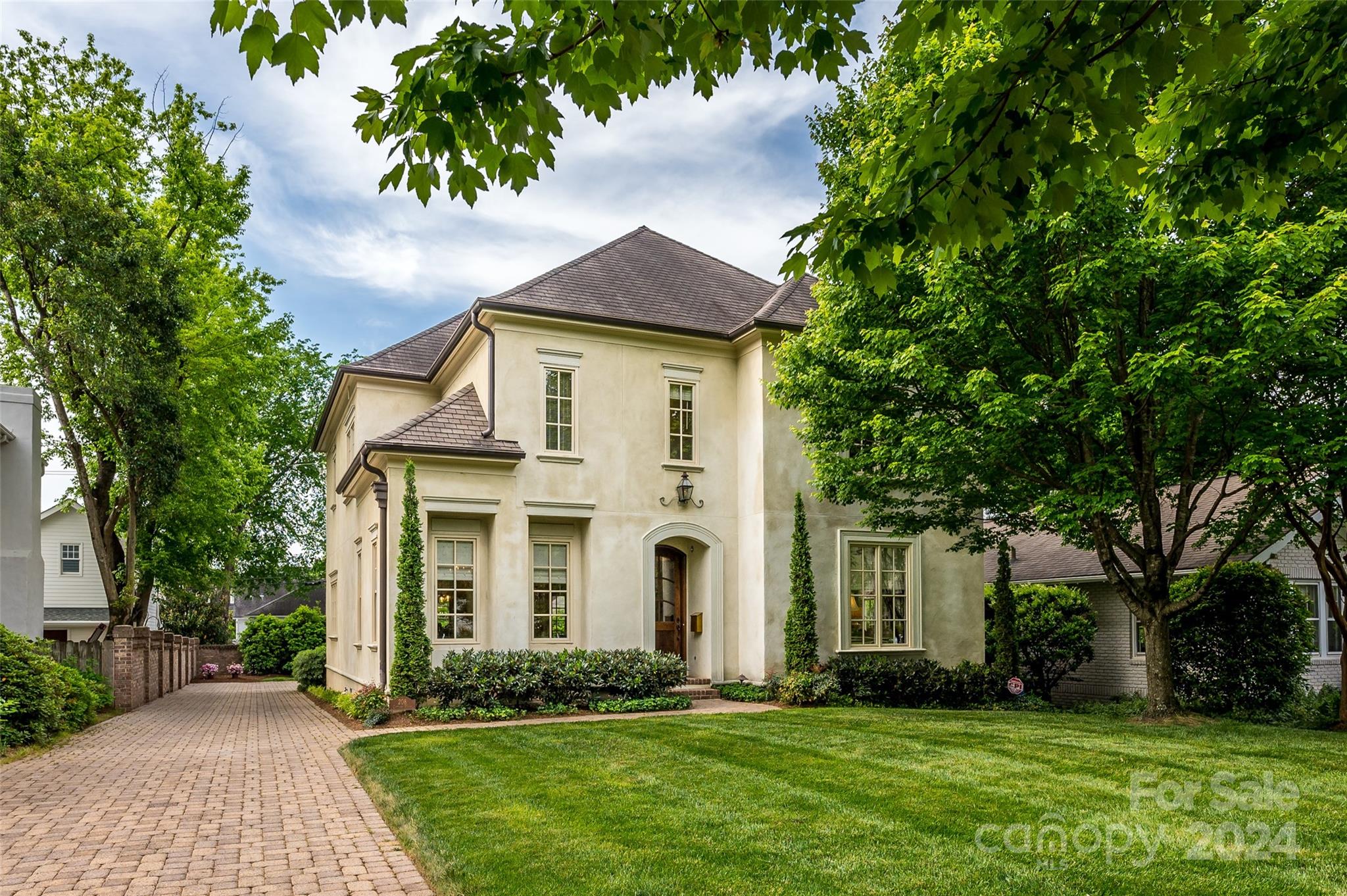 208 Cottage Place