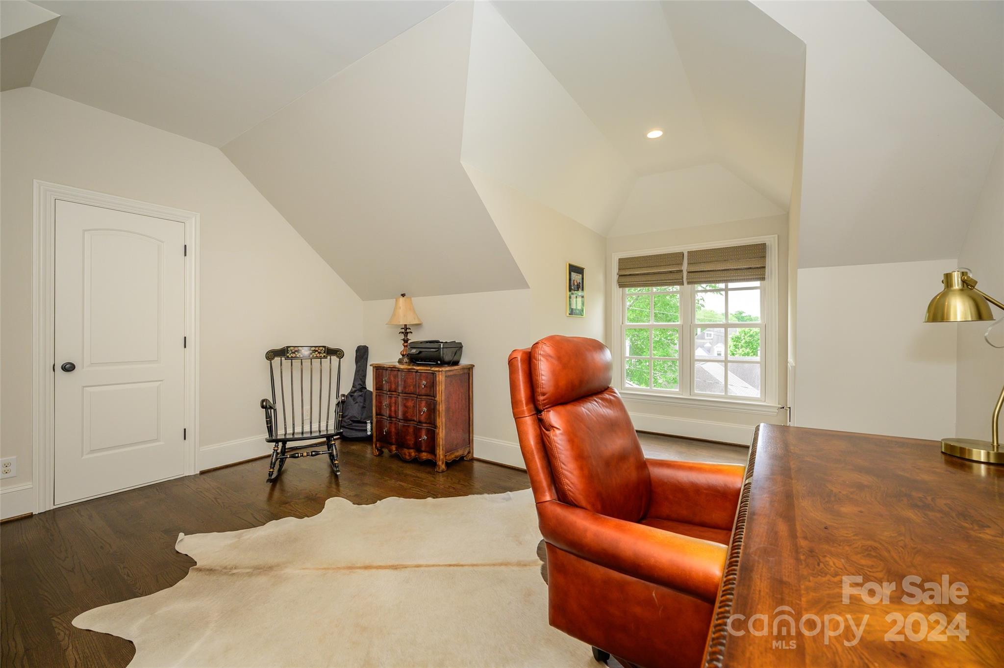 208 Cottage Place
