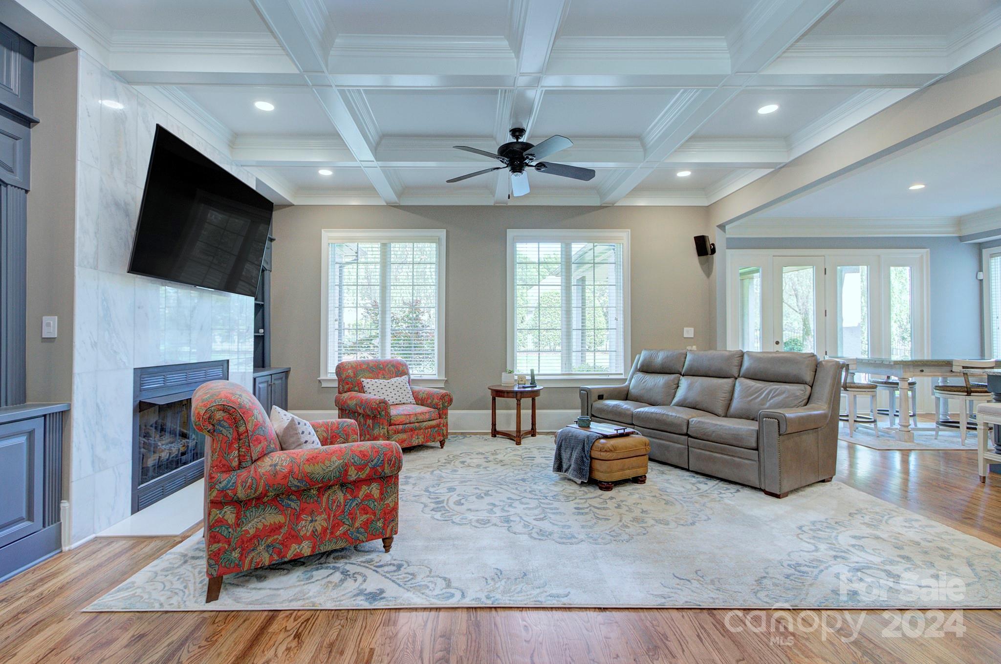 816 Beauhaven Lane