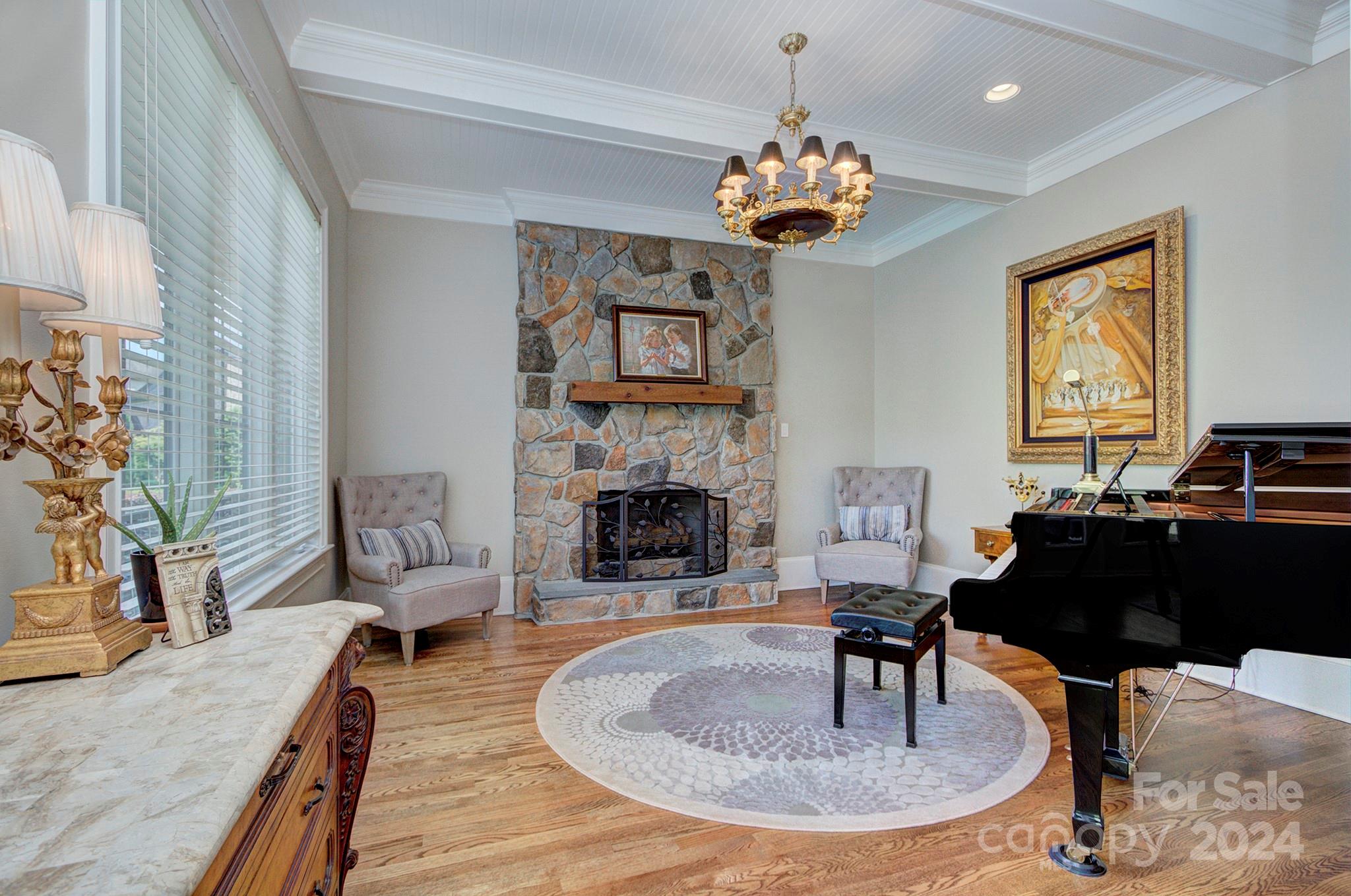 816 Beauhaven Lane