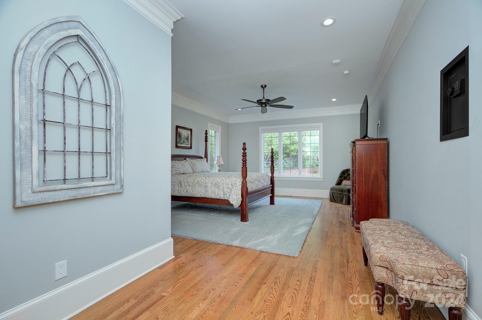816 Beauhaven Lane