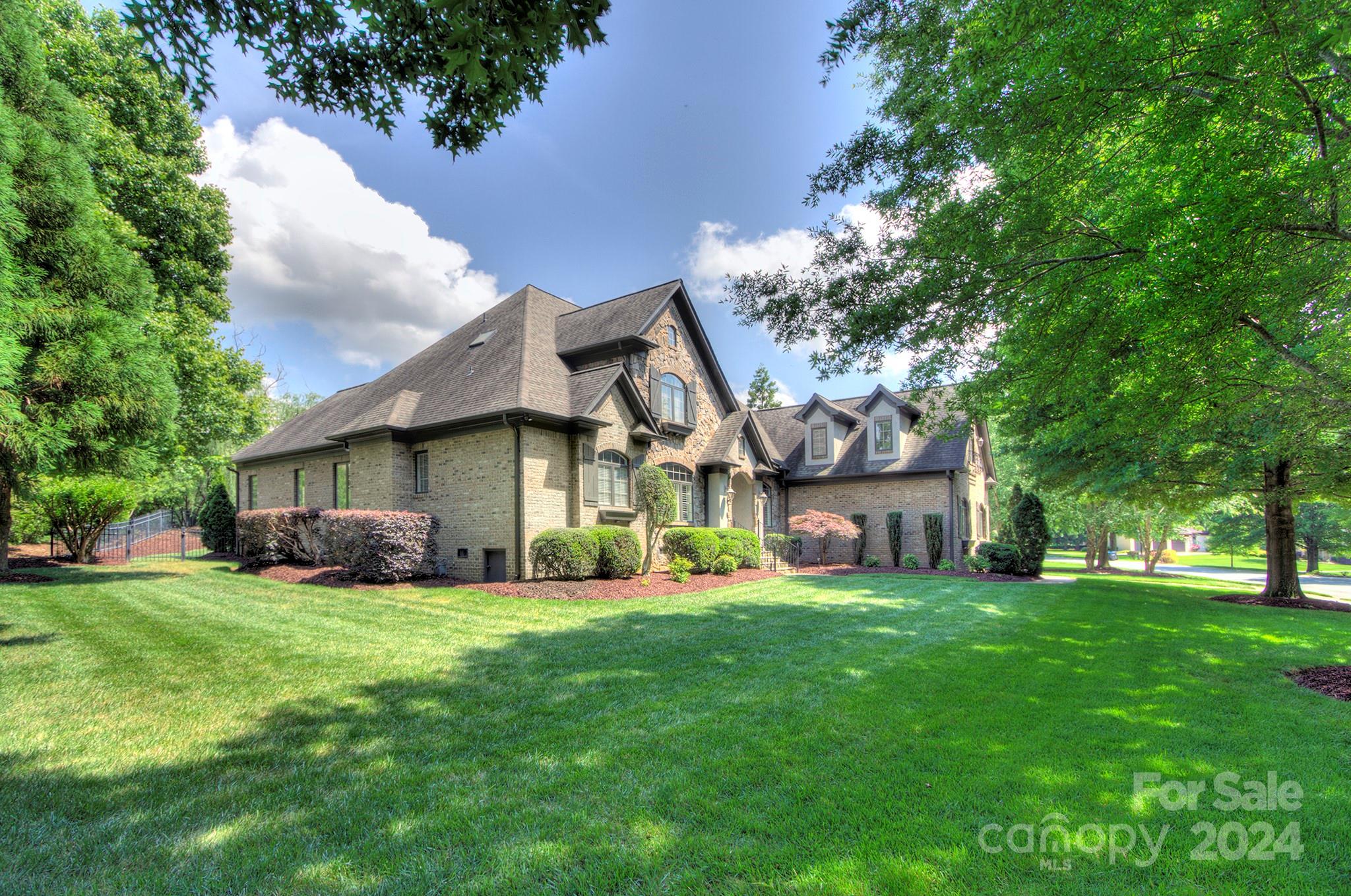 816 Beauhaven Lane