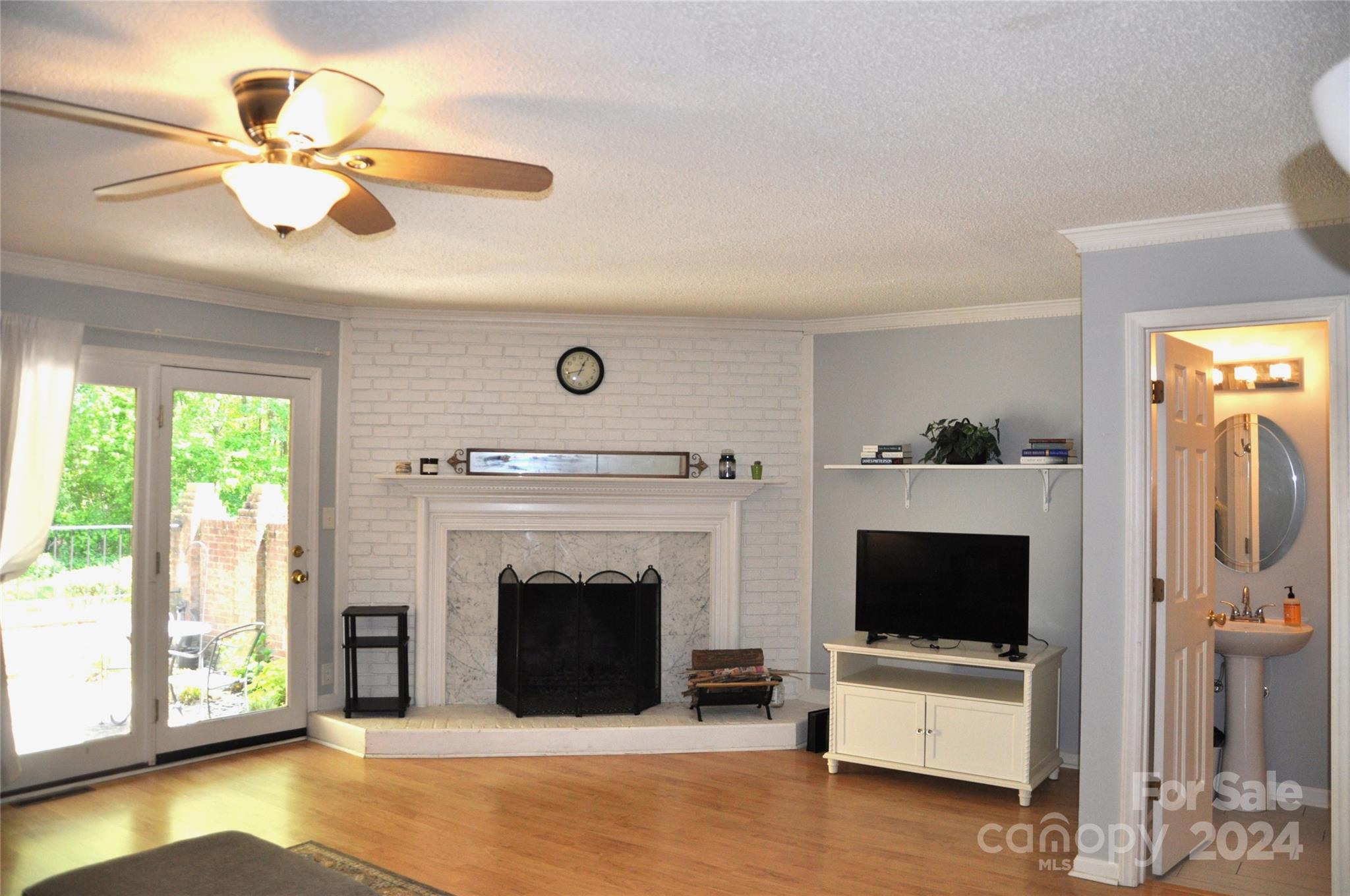 8440 Coulwood Oak Lane