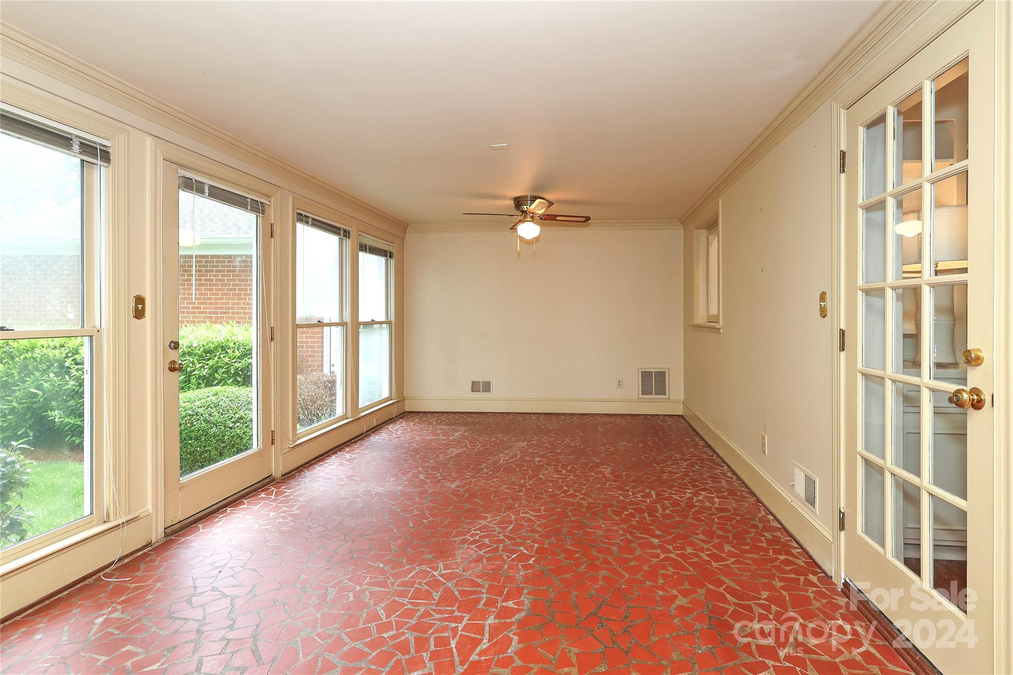 2330 Richardson Drive
