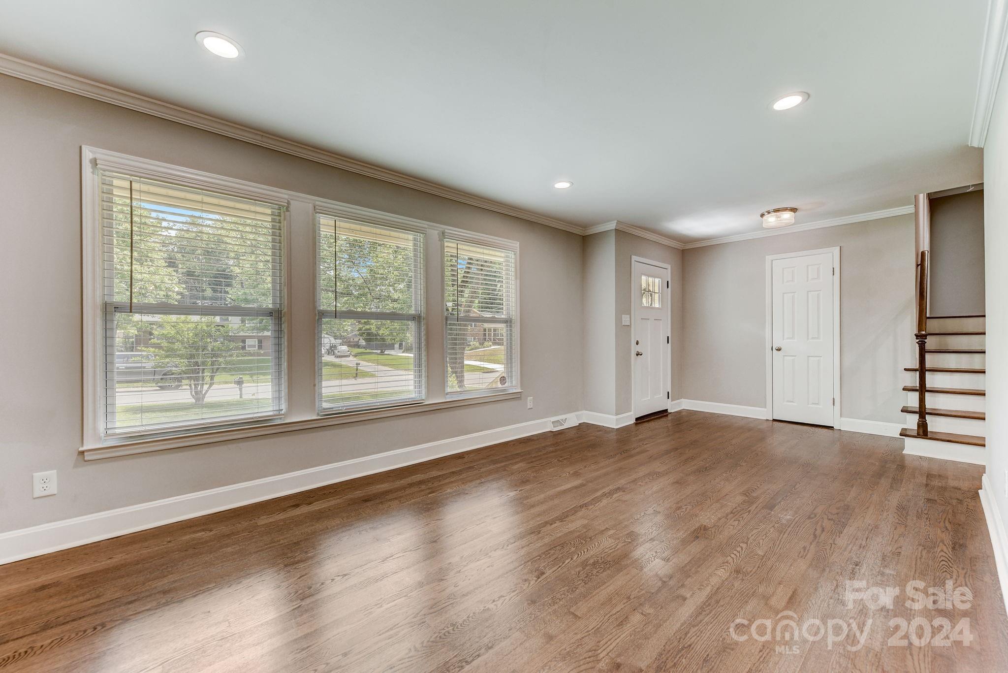 6900 Heatherford Drive