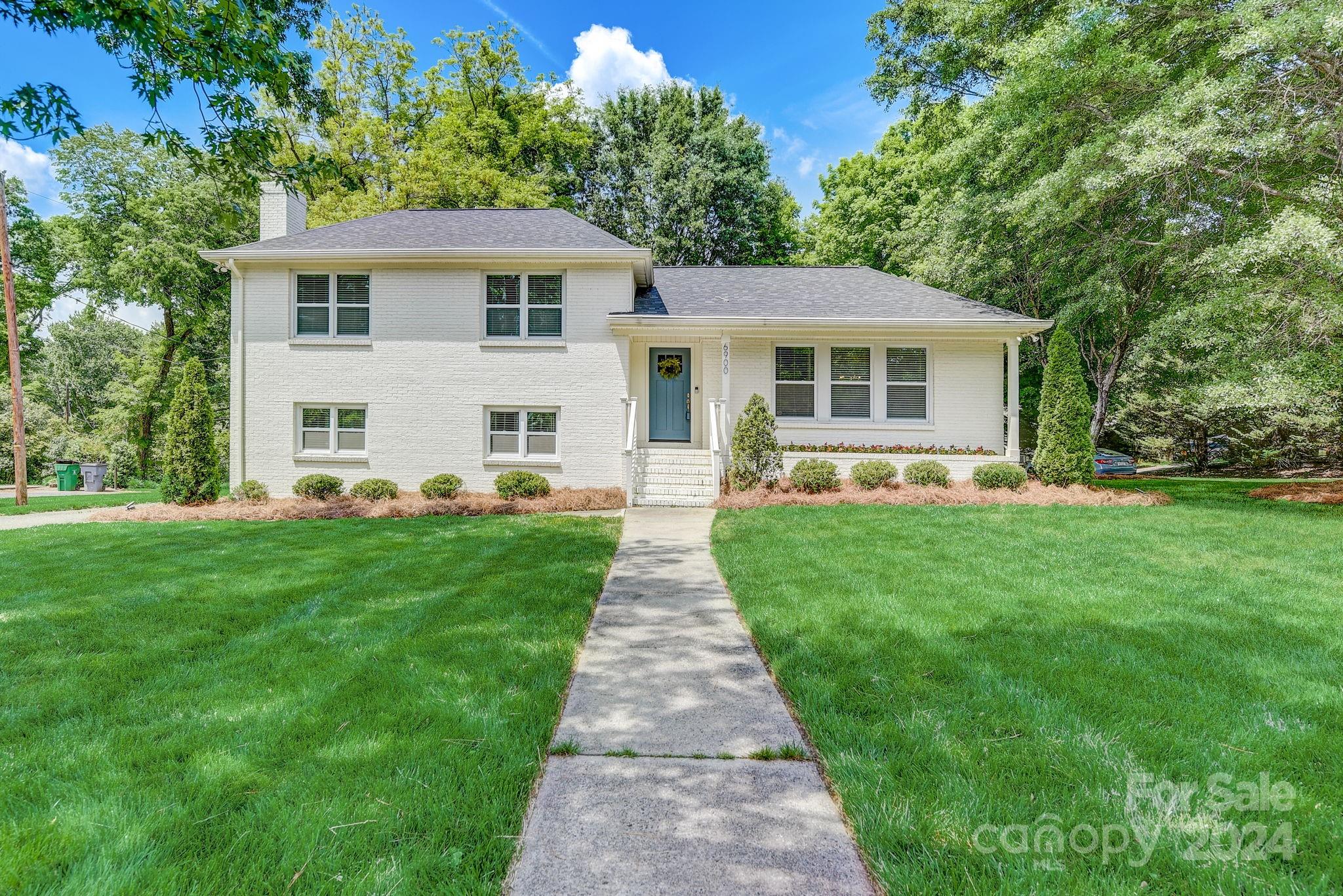 6900 Heatherford Drive