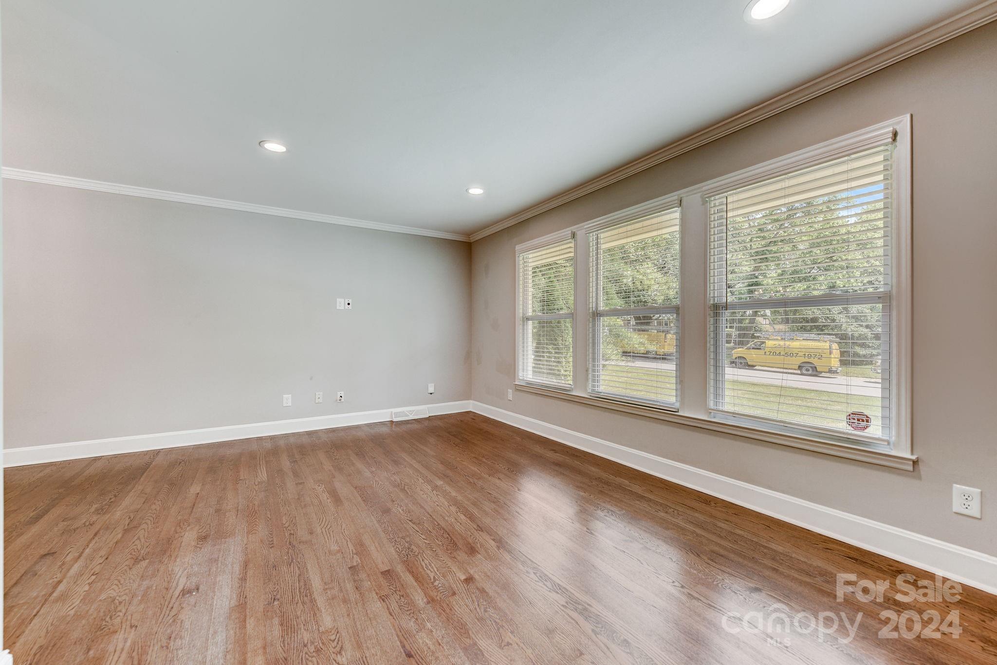 6900 Heatherford Drive