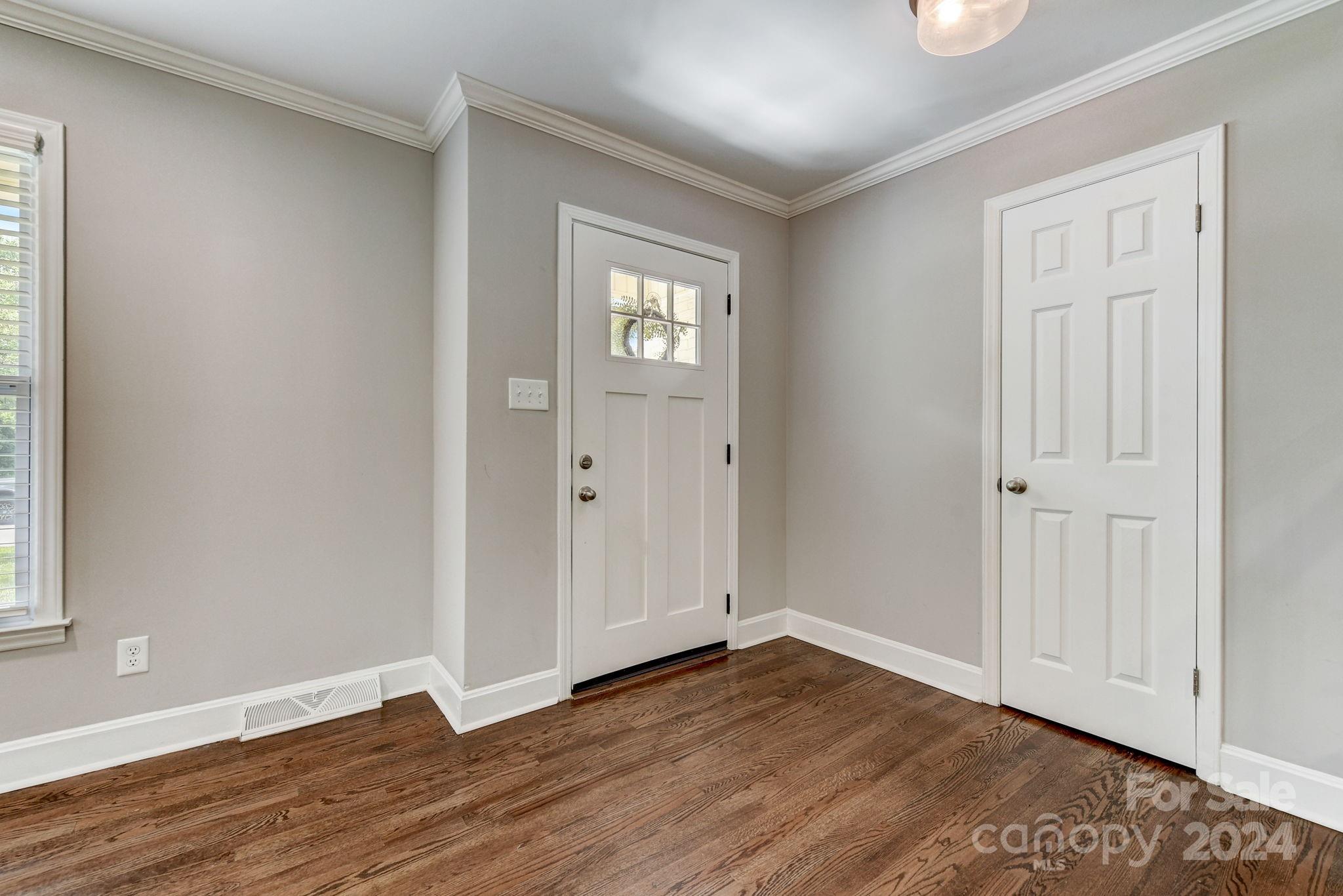 6900 Heatherford Drive