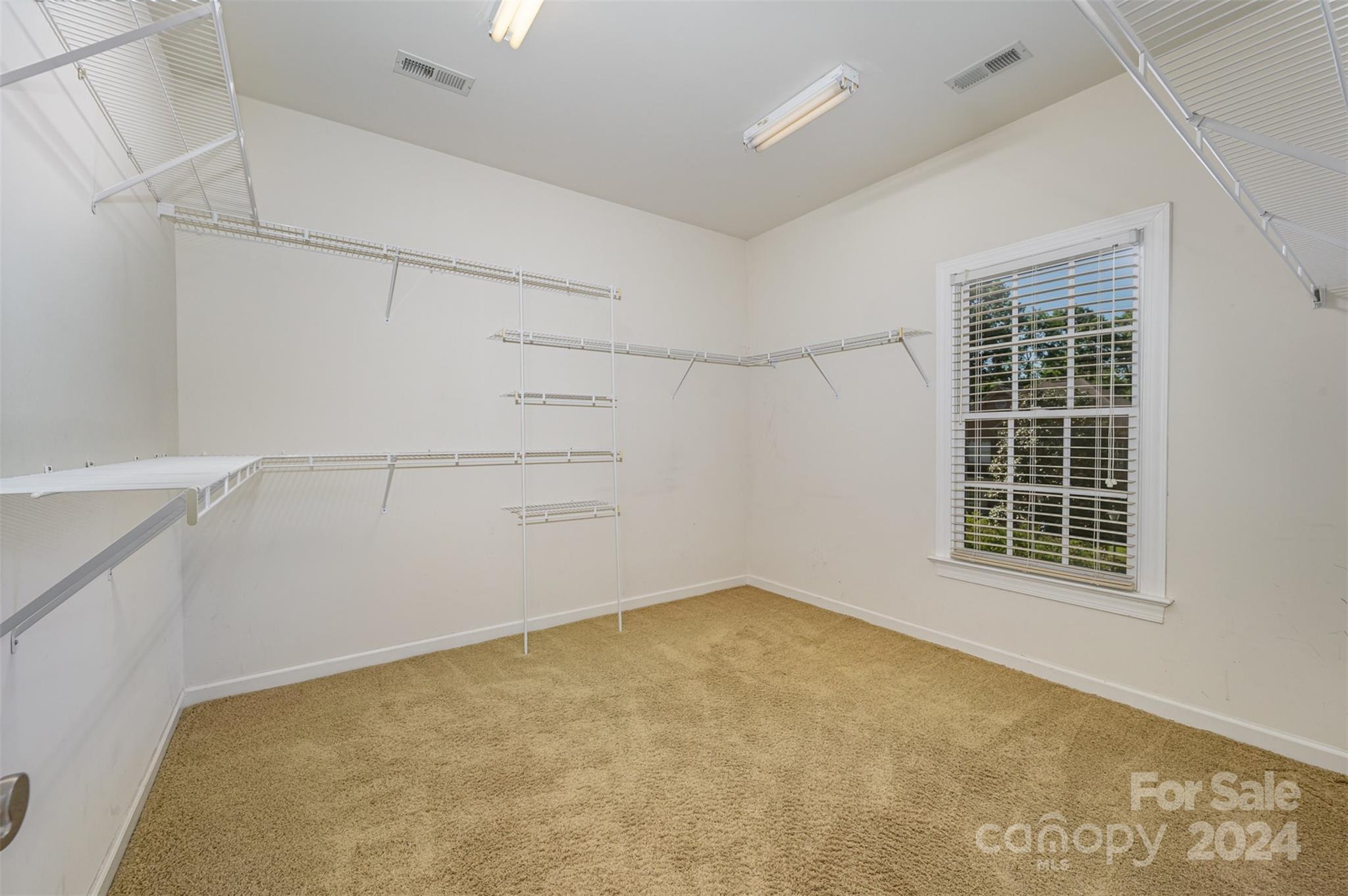 12409 Sylvan Oak Way