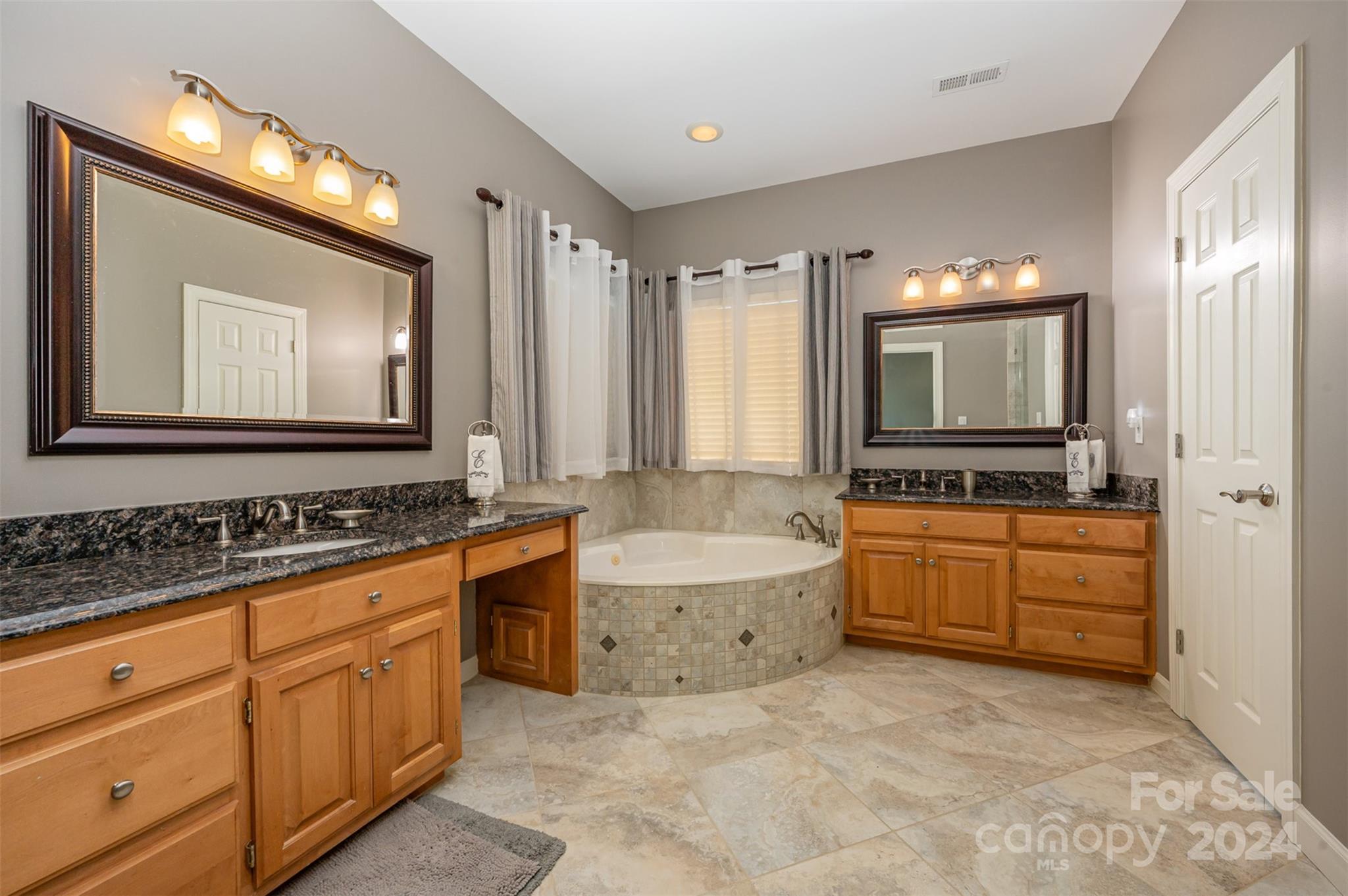 12409 Sylvan Oak Way