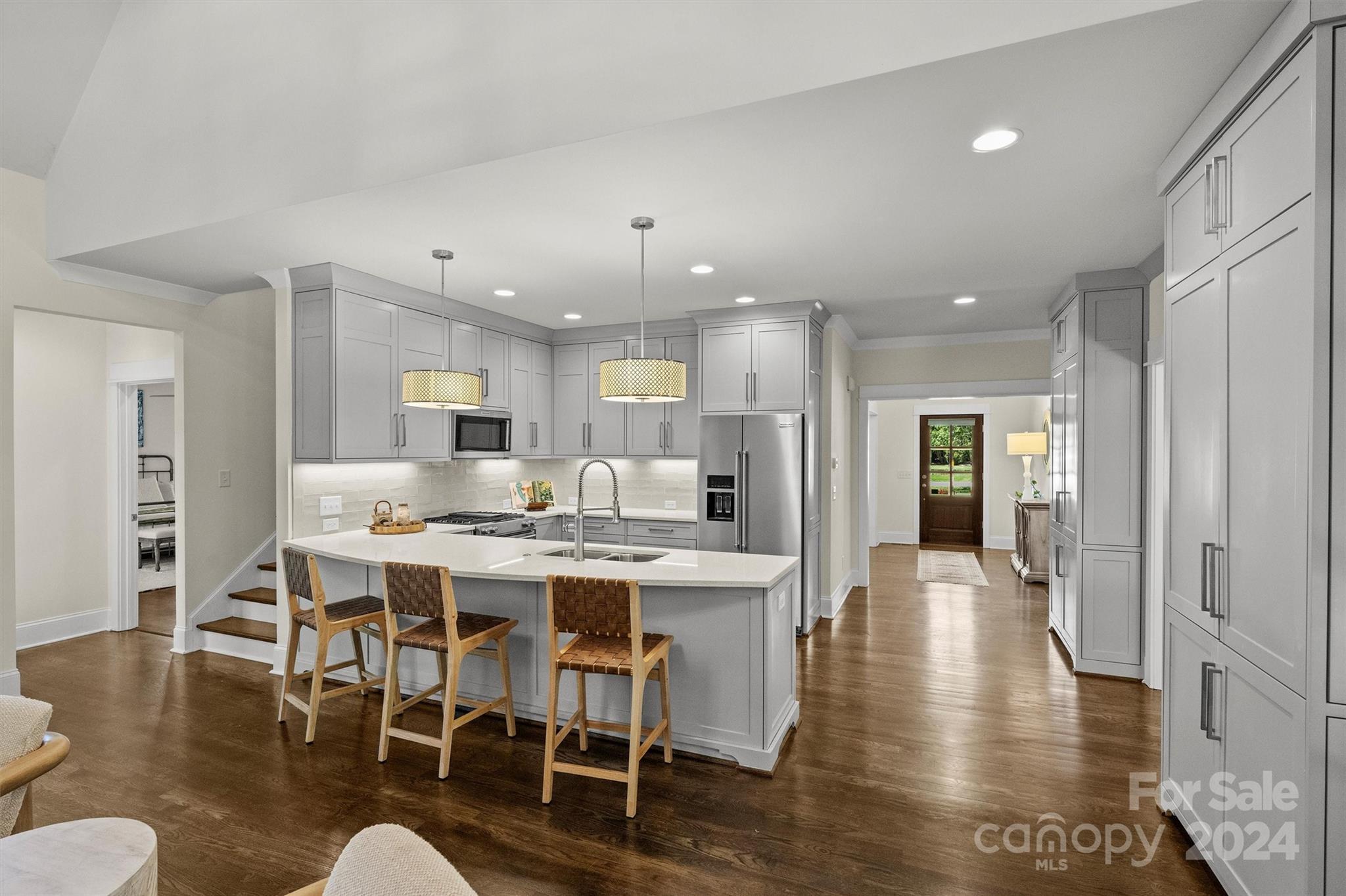 4459 Woodlark Lane