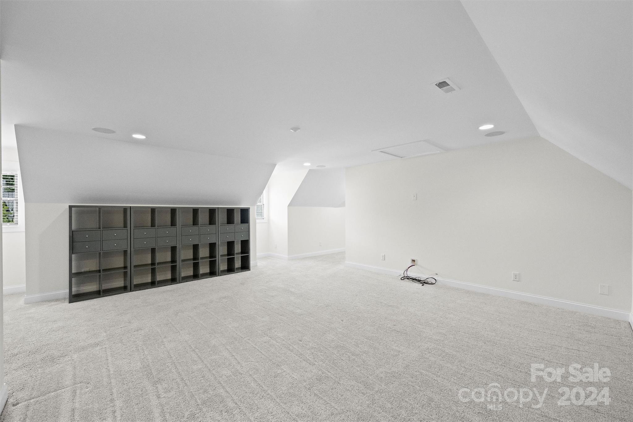 4459 Woodlark Lane