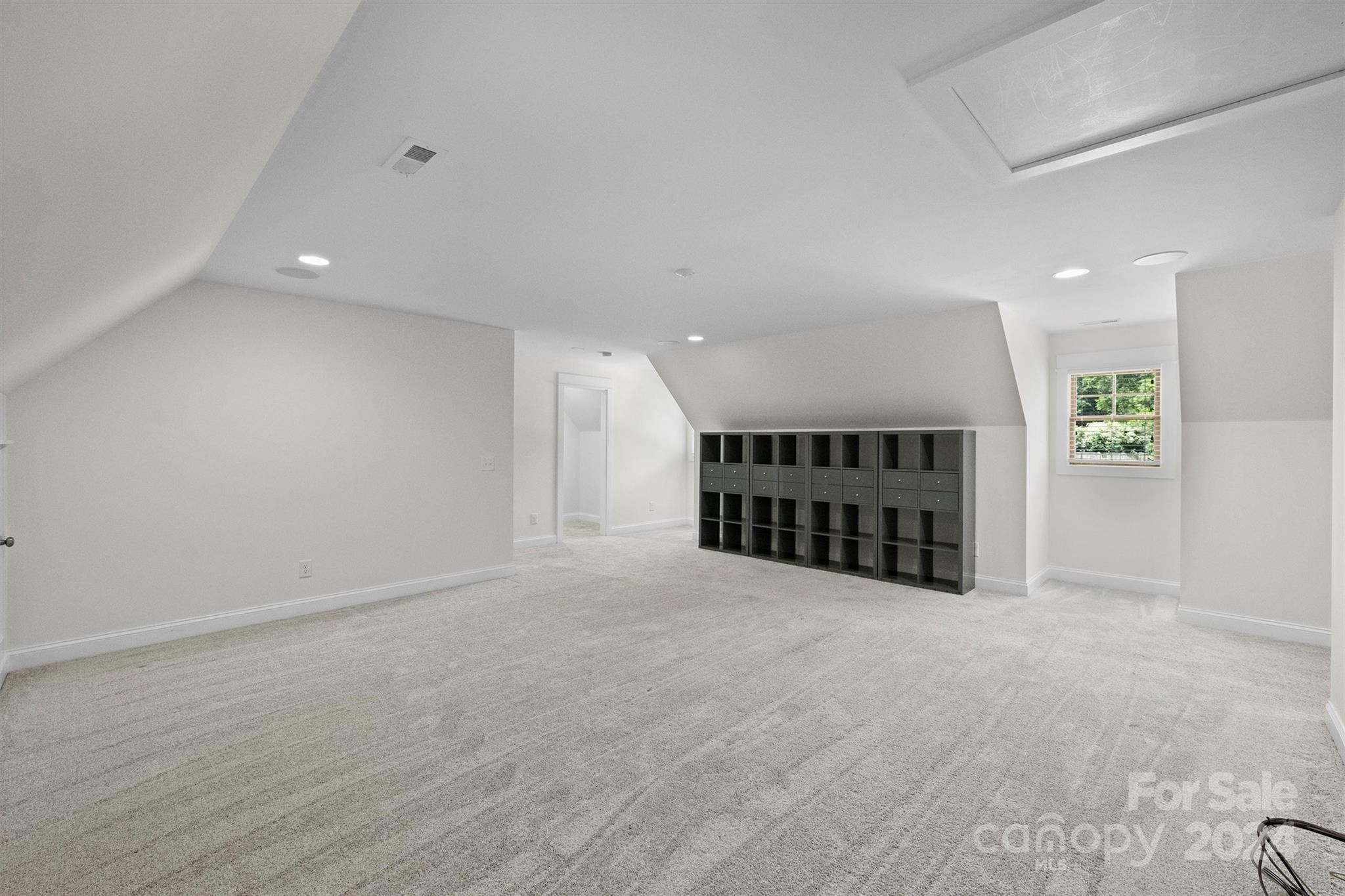 4459 Woodlark Lane