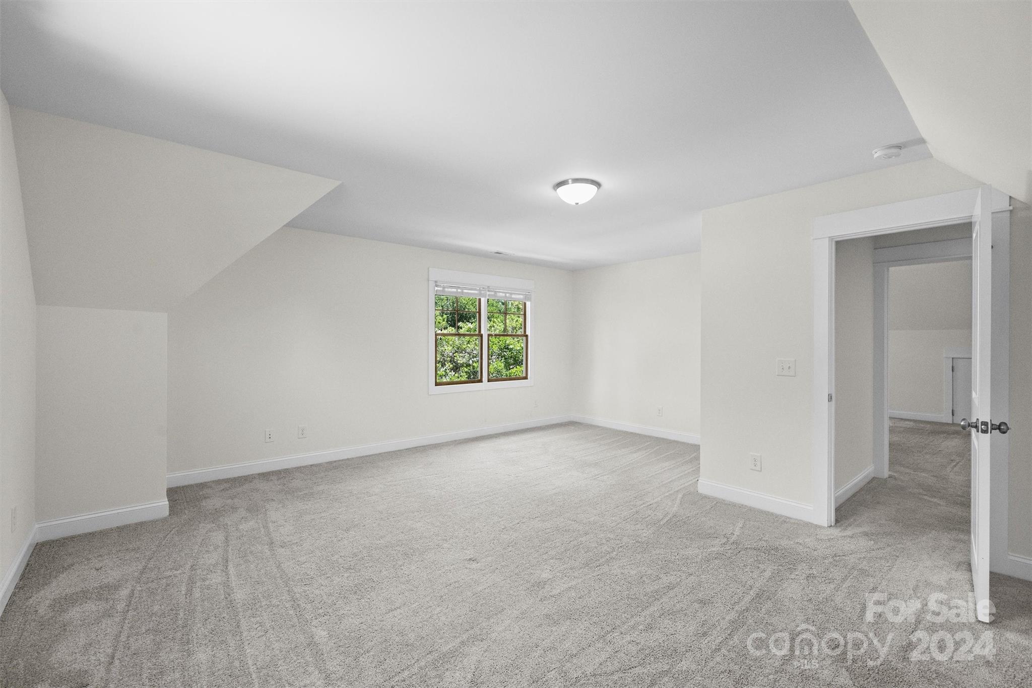 4459 Woodlark Lane