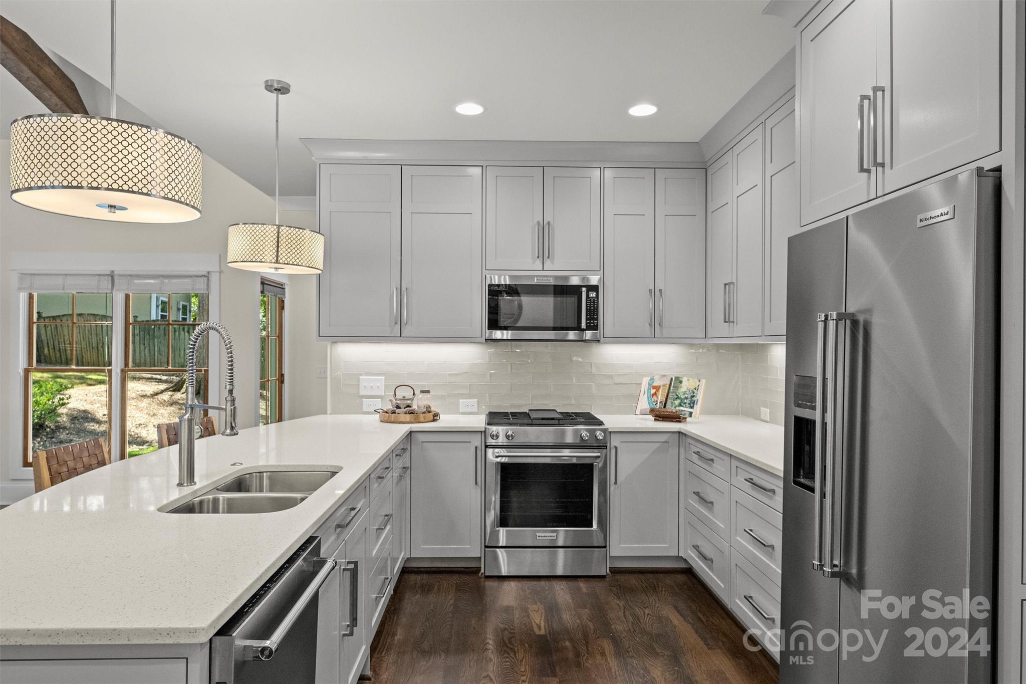 4459 Woodlark Lane