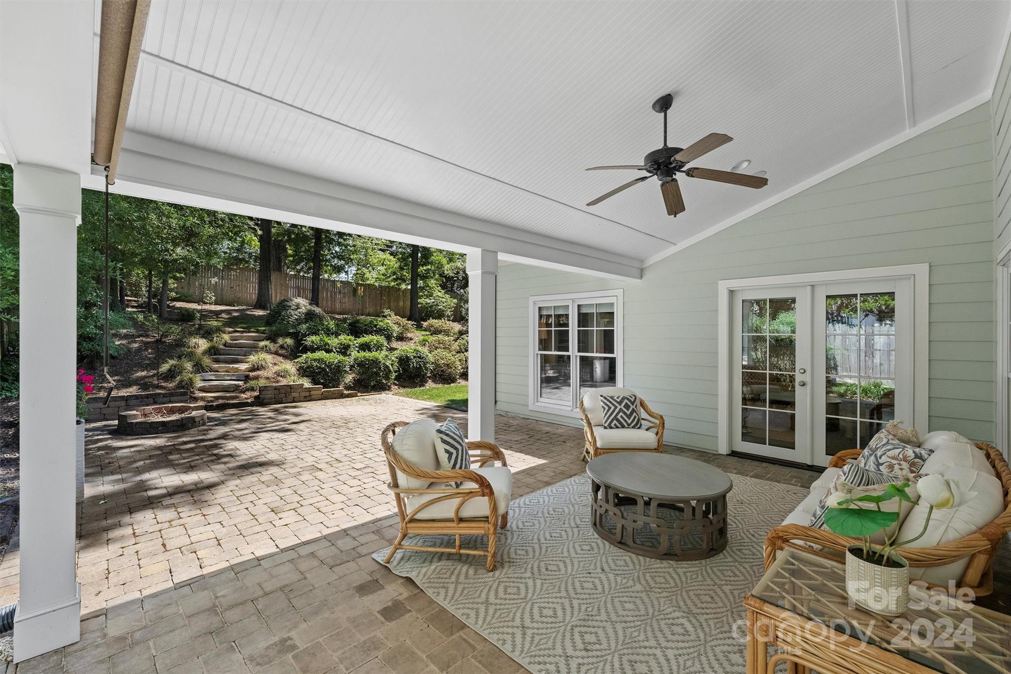 4459 Woodlark Lane