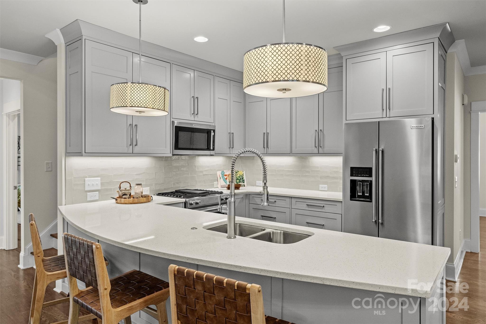 4459 Woodlark Lane