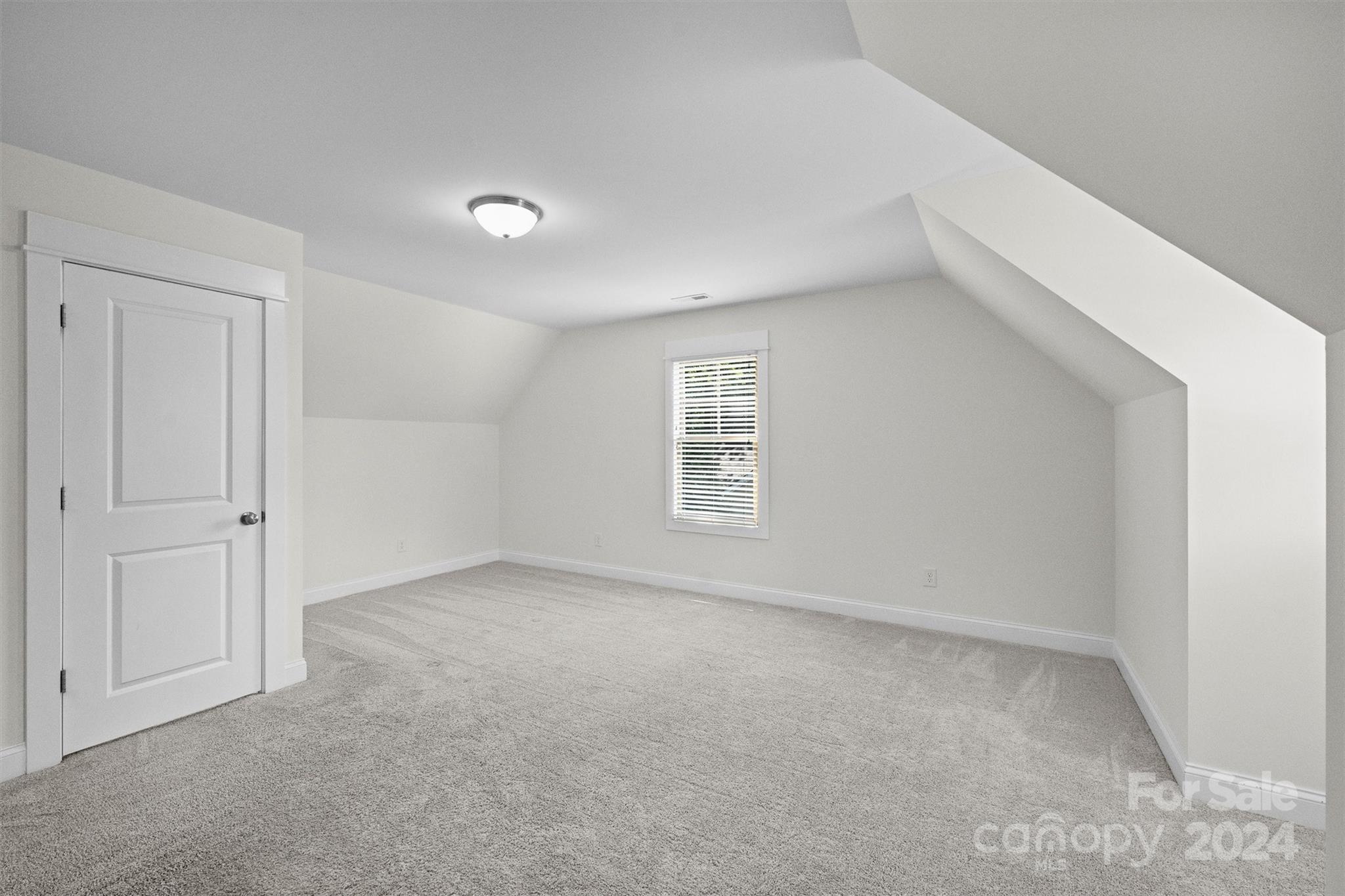 4459 Woodlark Lane