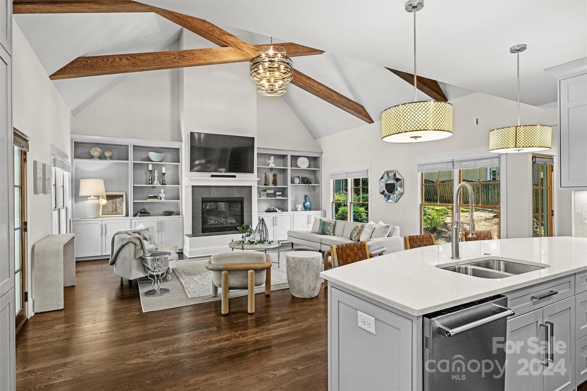 4459 Woodlark Lane