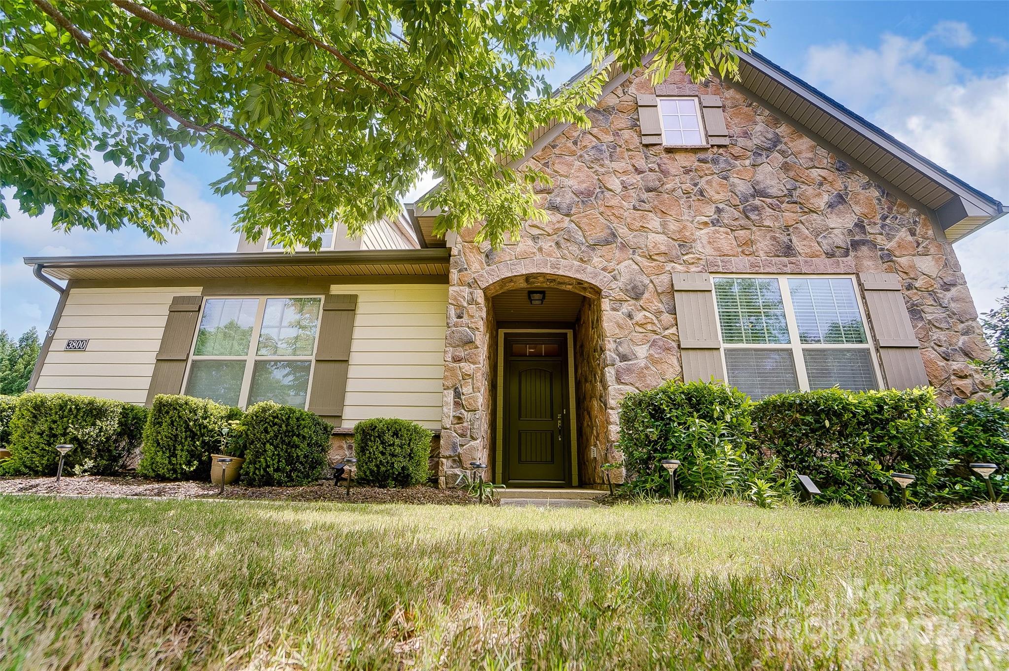 3800 Halcyon Drive