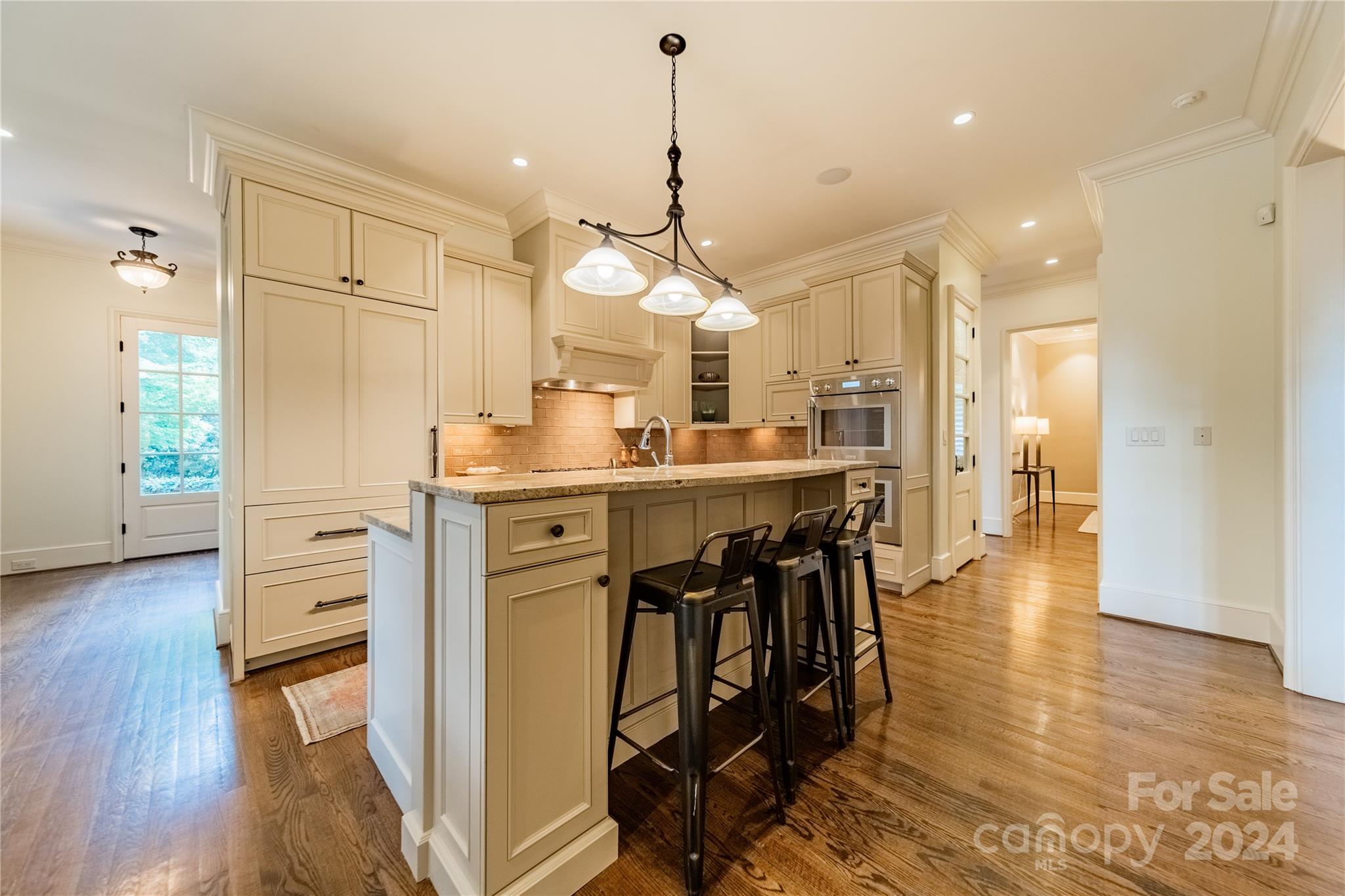 4021 Doves Roost Court