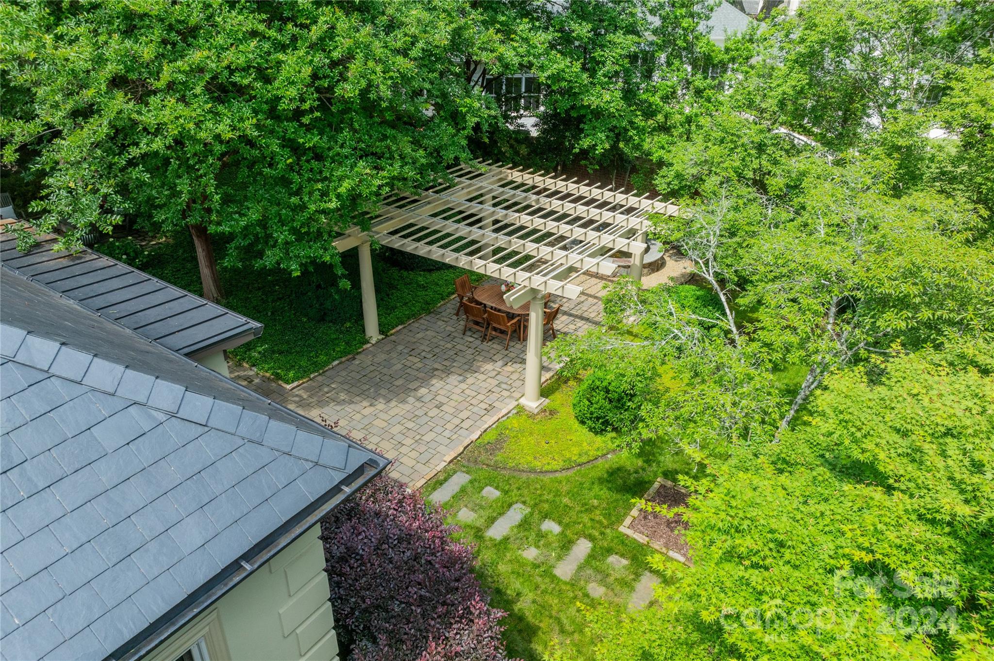 4021 Doves Roost Court