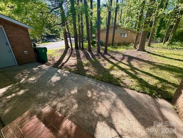 4626 Highlake Drive
