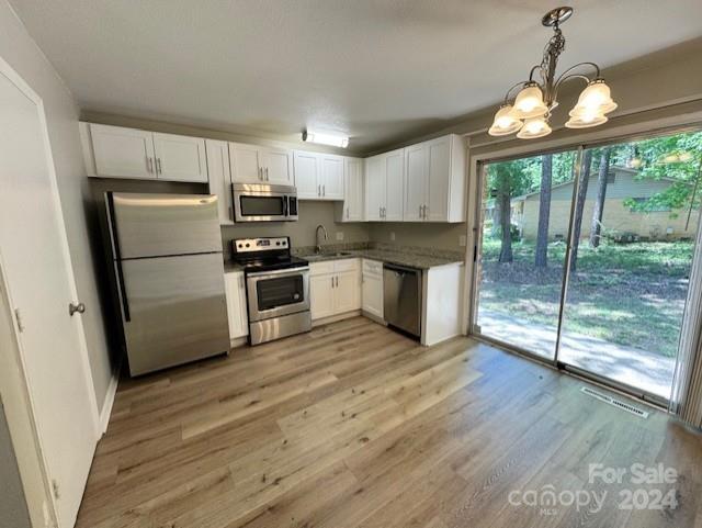 4626 Highlake Drive