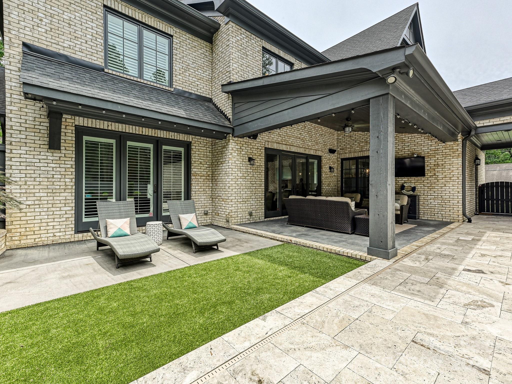 4005 Alexandra Alley Drive