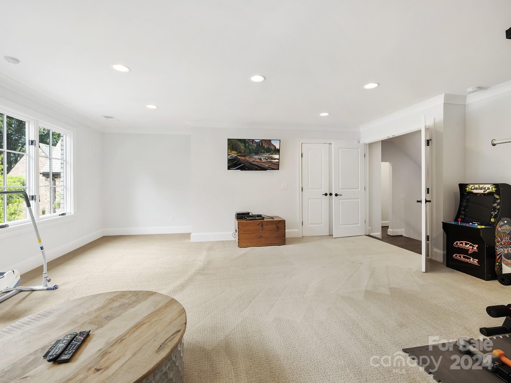 4005 Alexandra Alley Drive