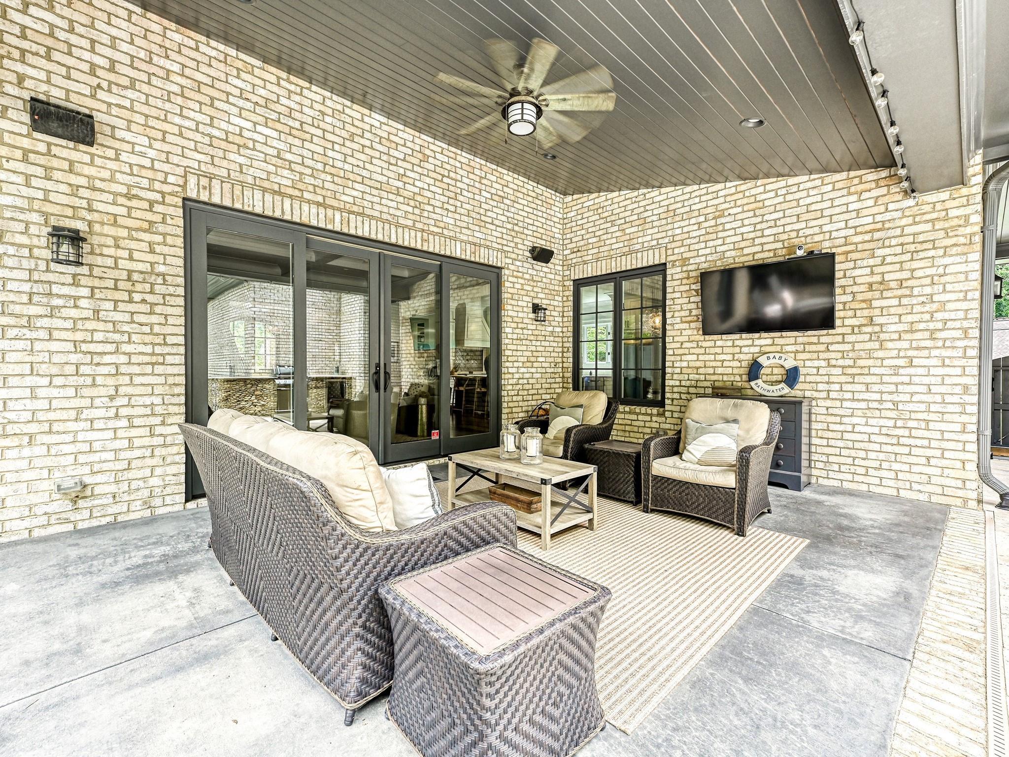4005 Alexandra Alley Drive