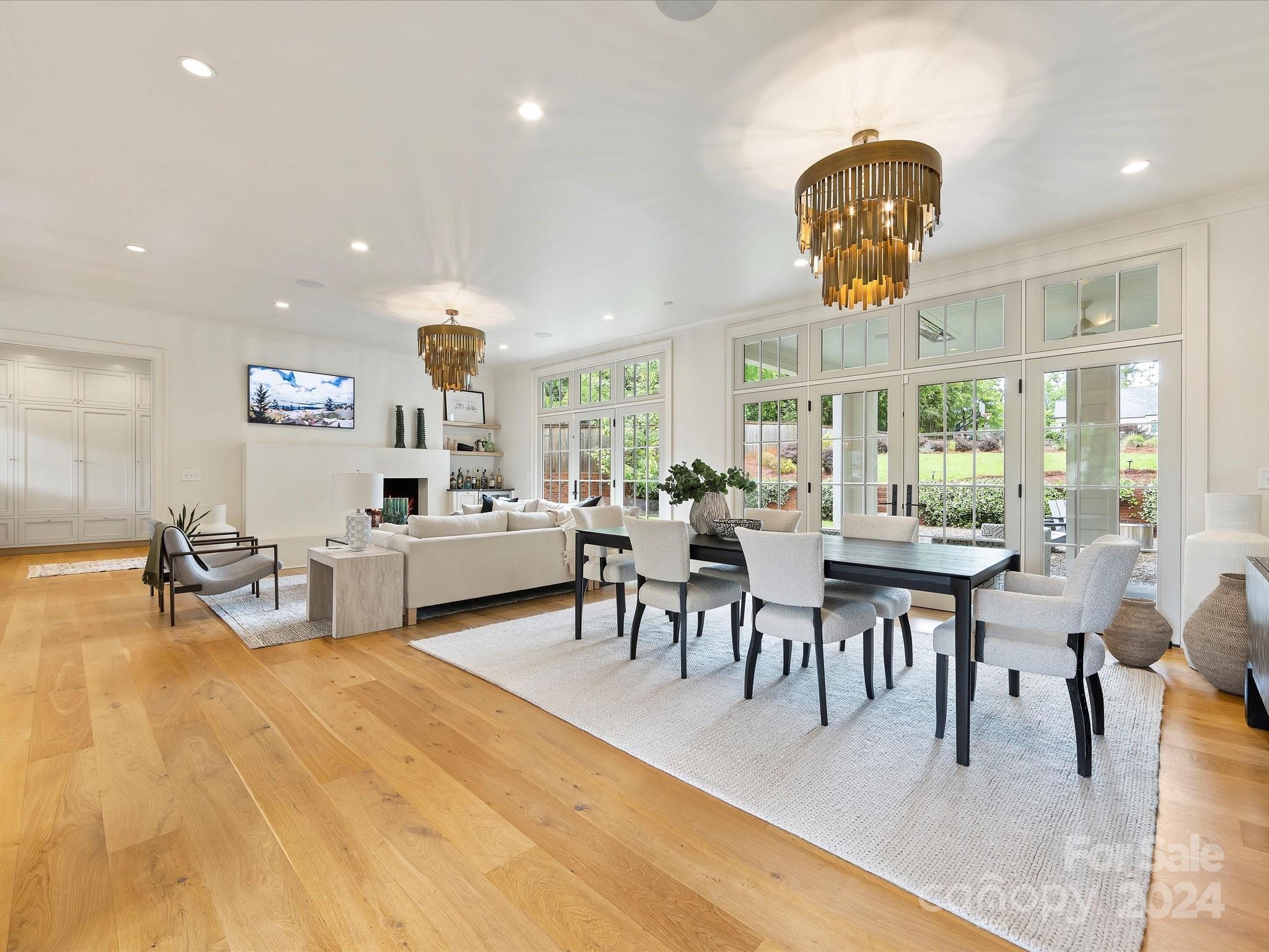 201 Wonderwood Drive