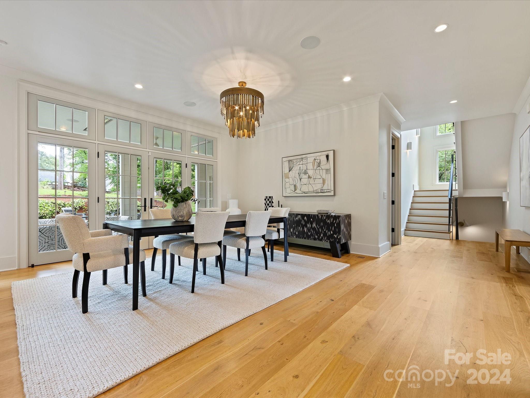 201 Wonderwood Drive