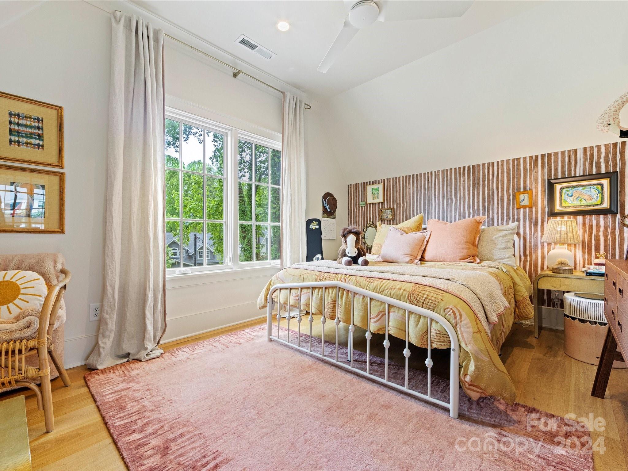 201 Wonderwood Drive