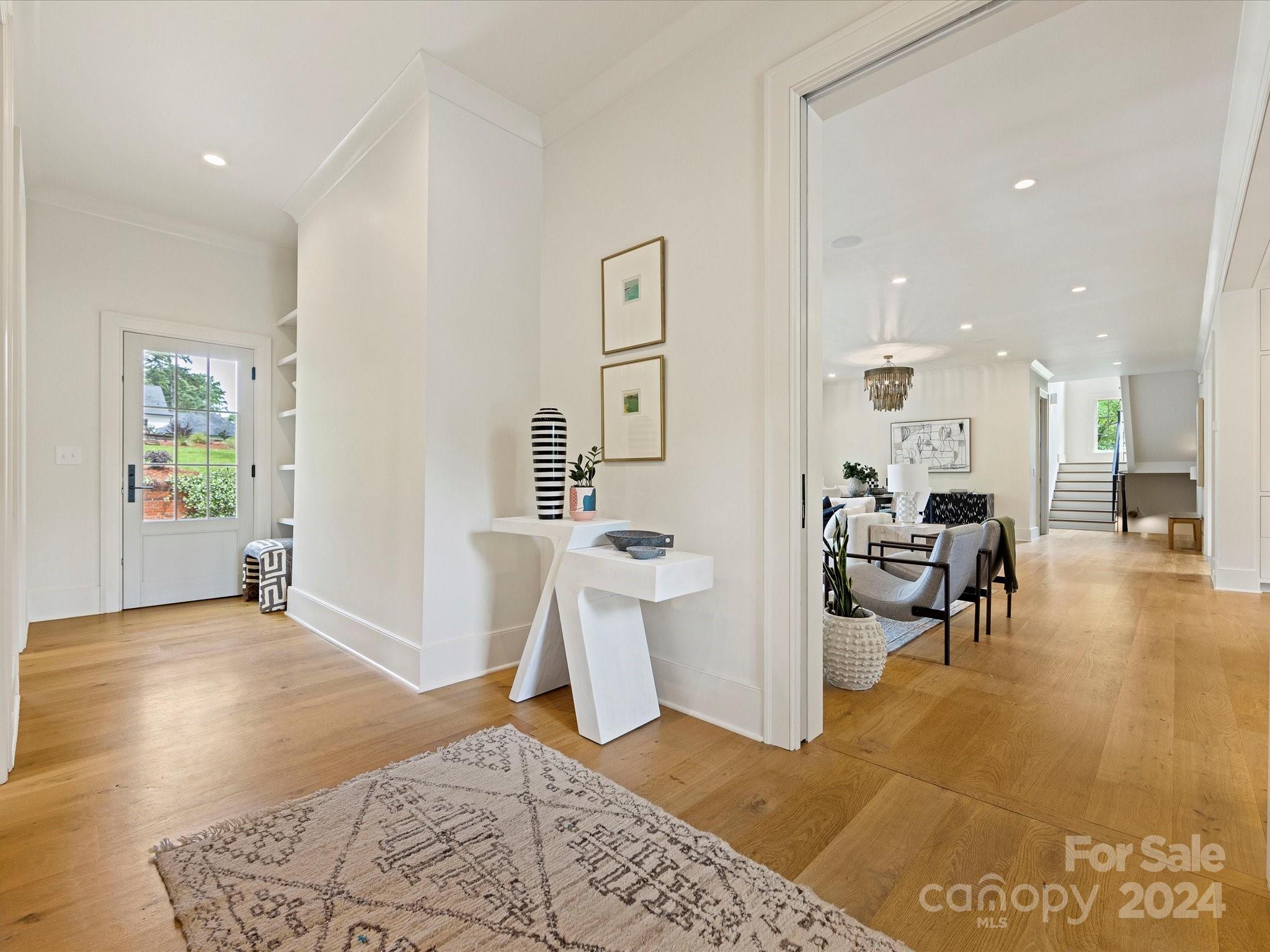 201 Wonderwood Drive