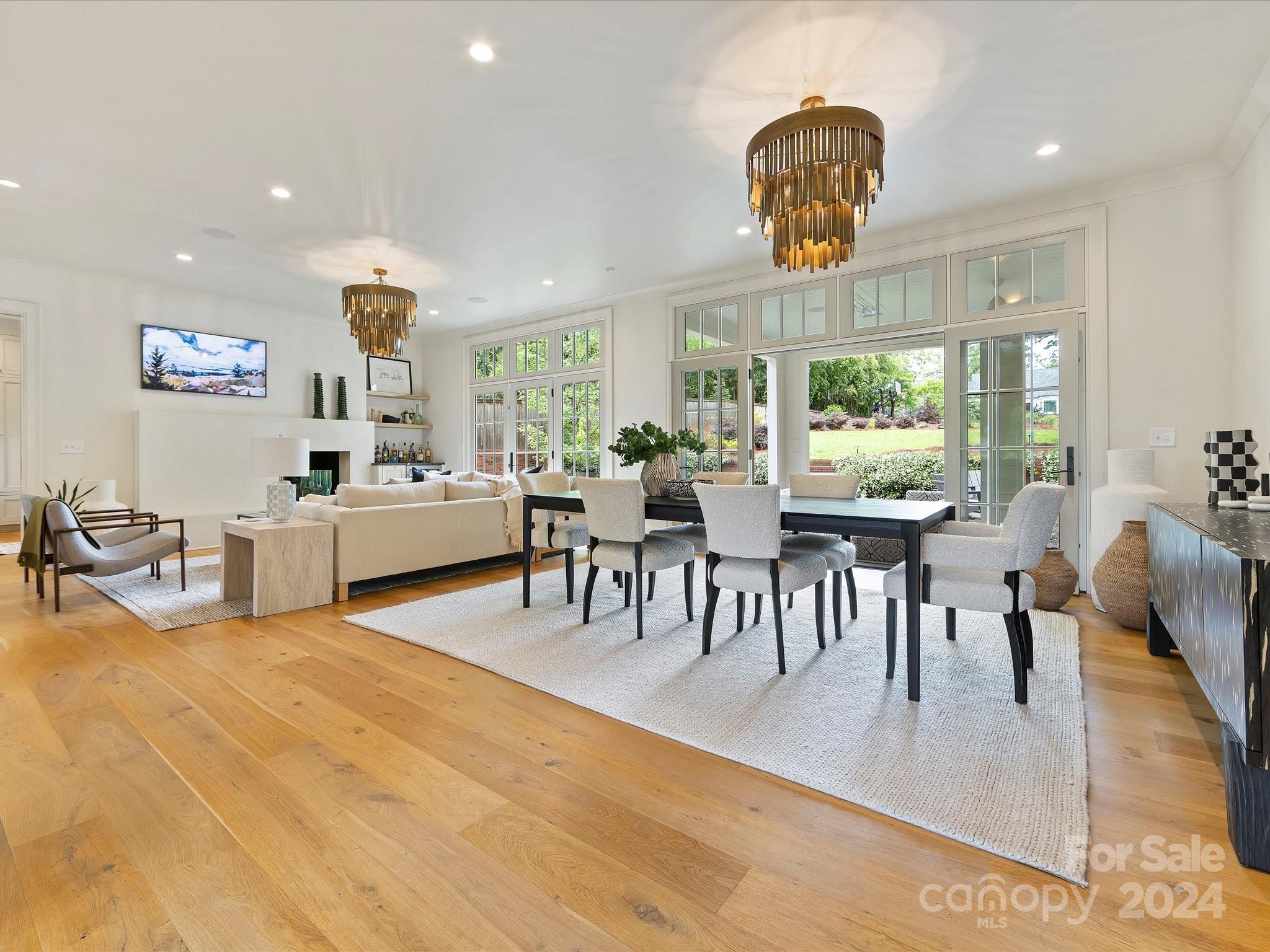201 Wonderwood Drive