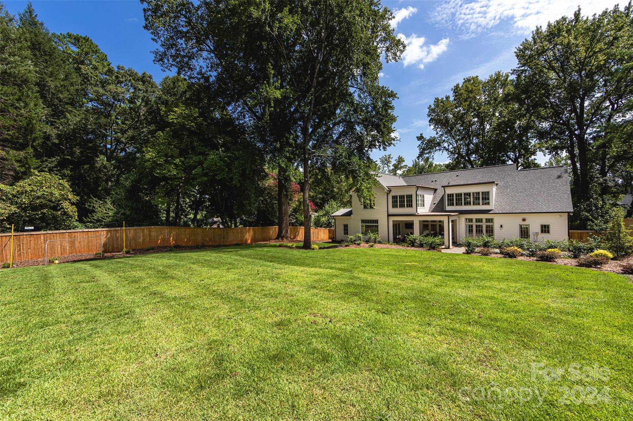 201 Wonderwood Drive